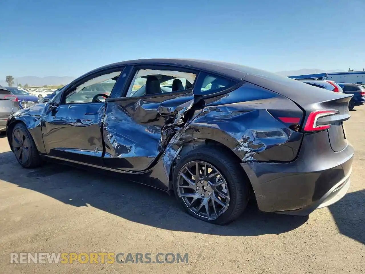 2 Фотография поврежденного автомобиля 5YJ3E1EA6SF897495 TESLA MODEL 3 2025