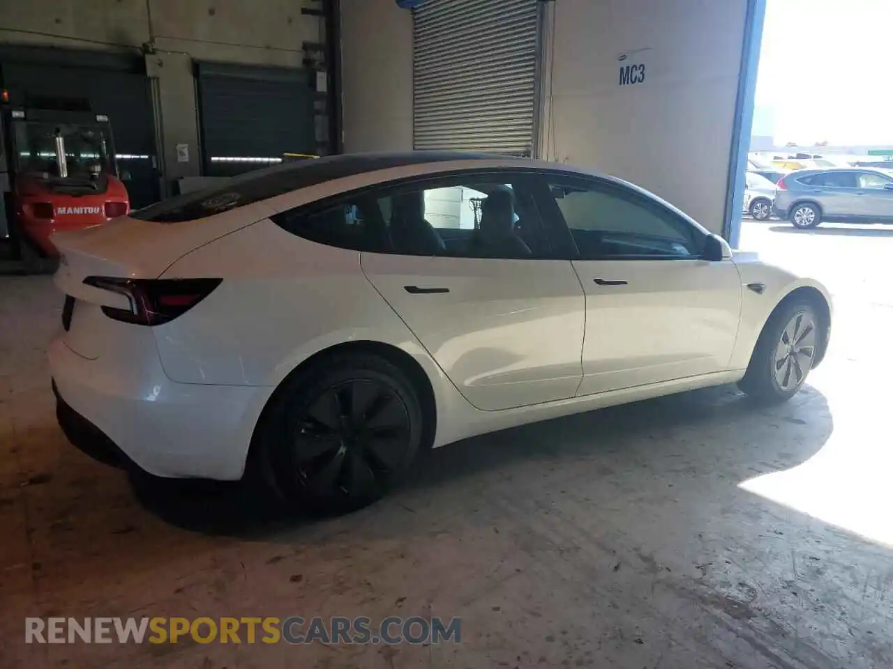 3 Photograph of a damaged car 5YJ3E1EA6SF920841 TESLA MODEL 3 2025