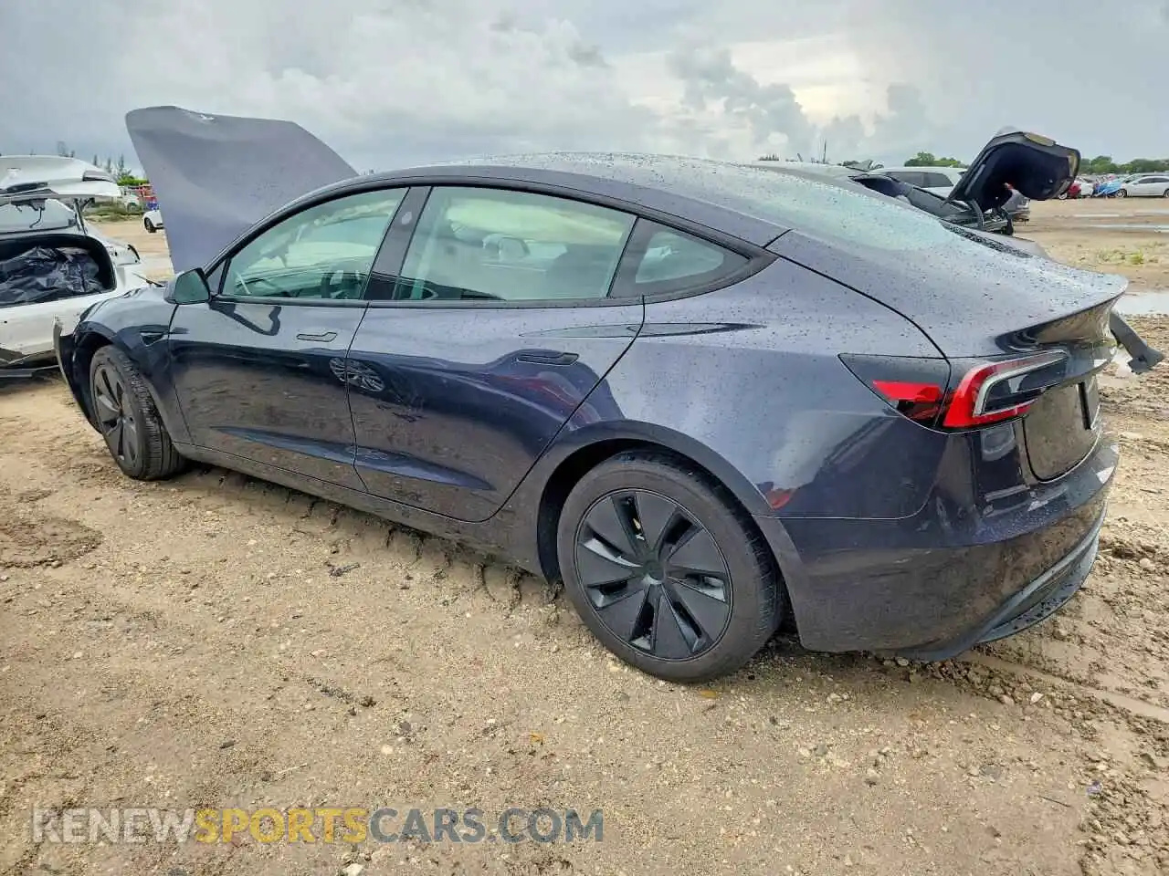 2 Фотография поврежденного автомобиля 5YJ3E1EA6SF977203 TESLA MODEL 3 2025