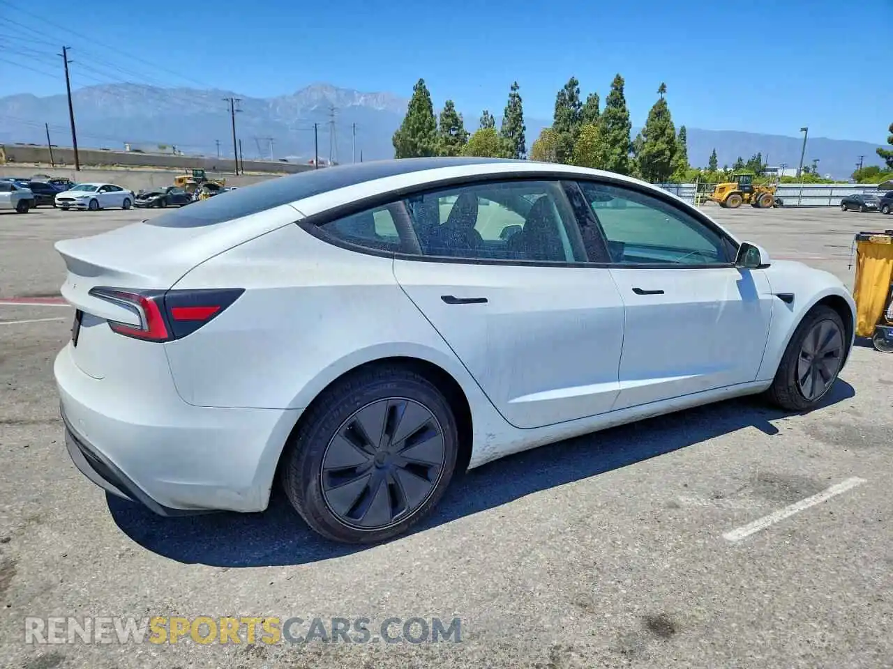 3 fotografías del automóvil dañado 5YJ3E1EA7SF058732 TESLA MODEL 3 2025