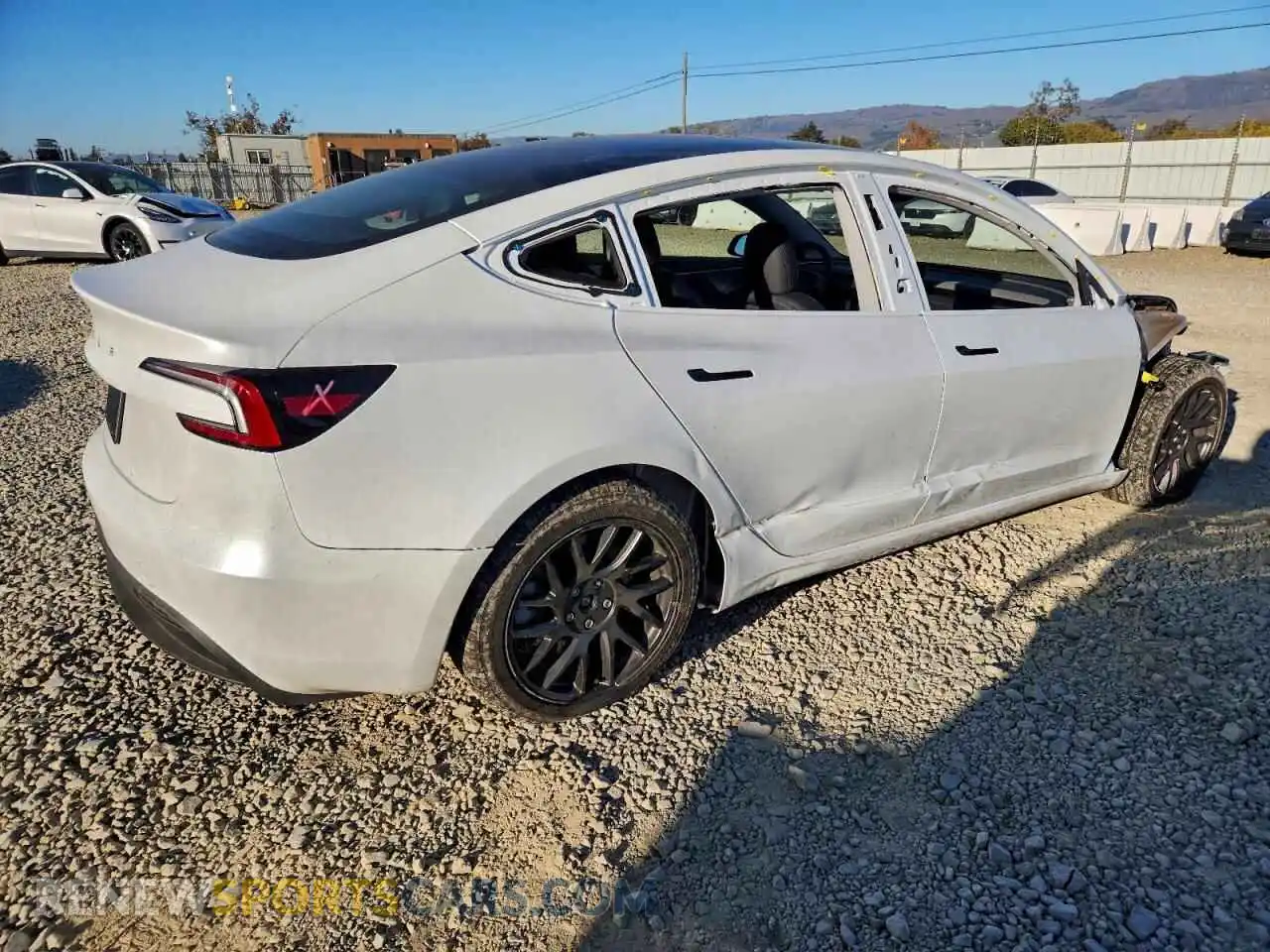 3 Photograph of a damaged car 5YJ3E1EA7SF083811 TESLA MODEL 3 2025