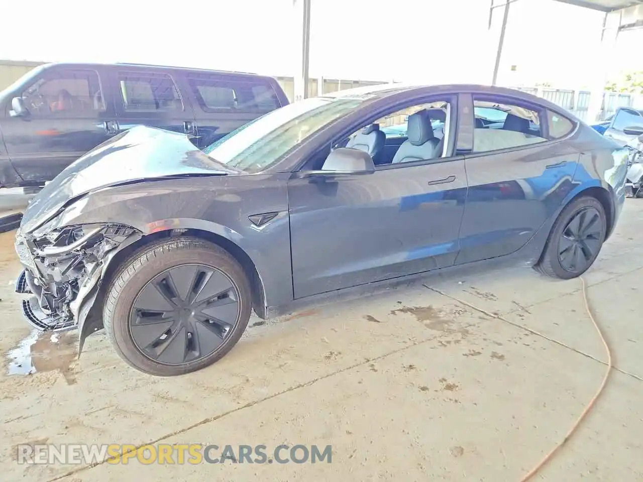 1 Photograph of a damaged car 5YJ3E1EA8SF013671 TESLA MODEL 3 2025