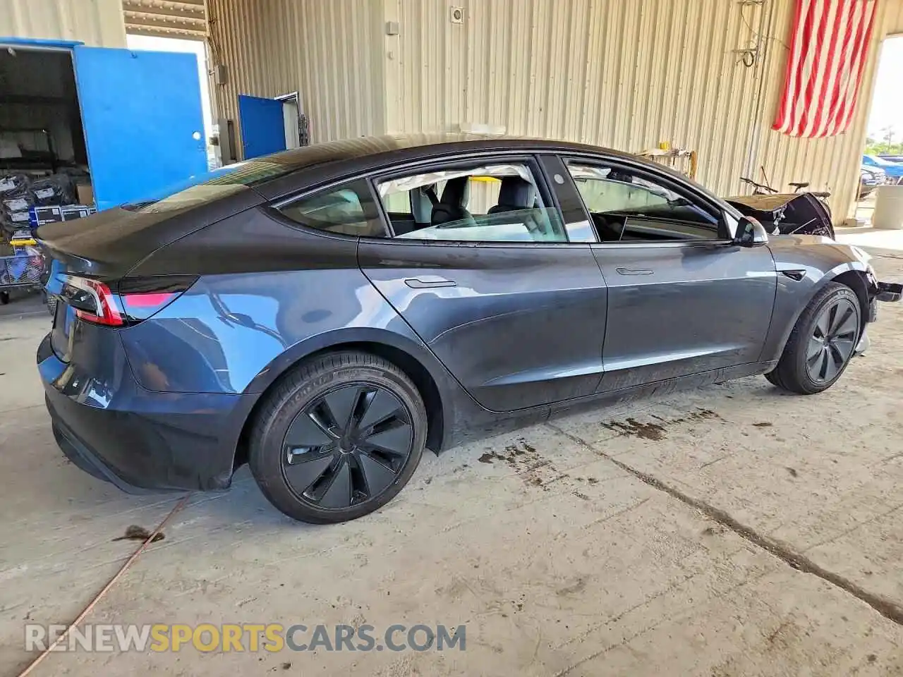 3 Photograph of a damaged car 5YJ3E1EA8SF013671 TESLA MODEL 3 2025
