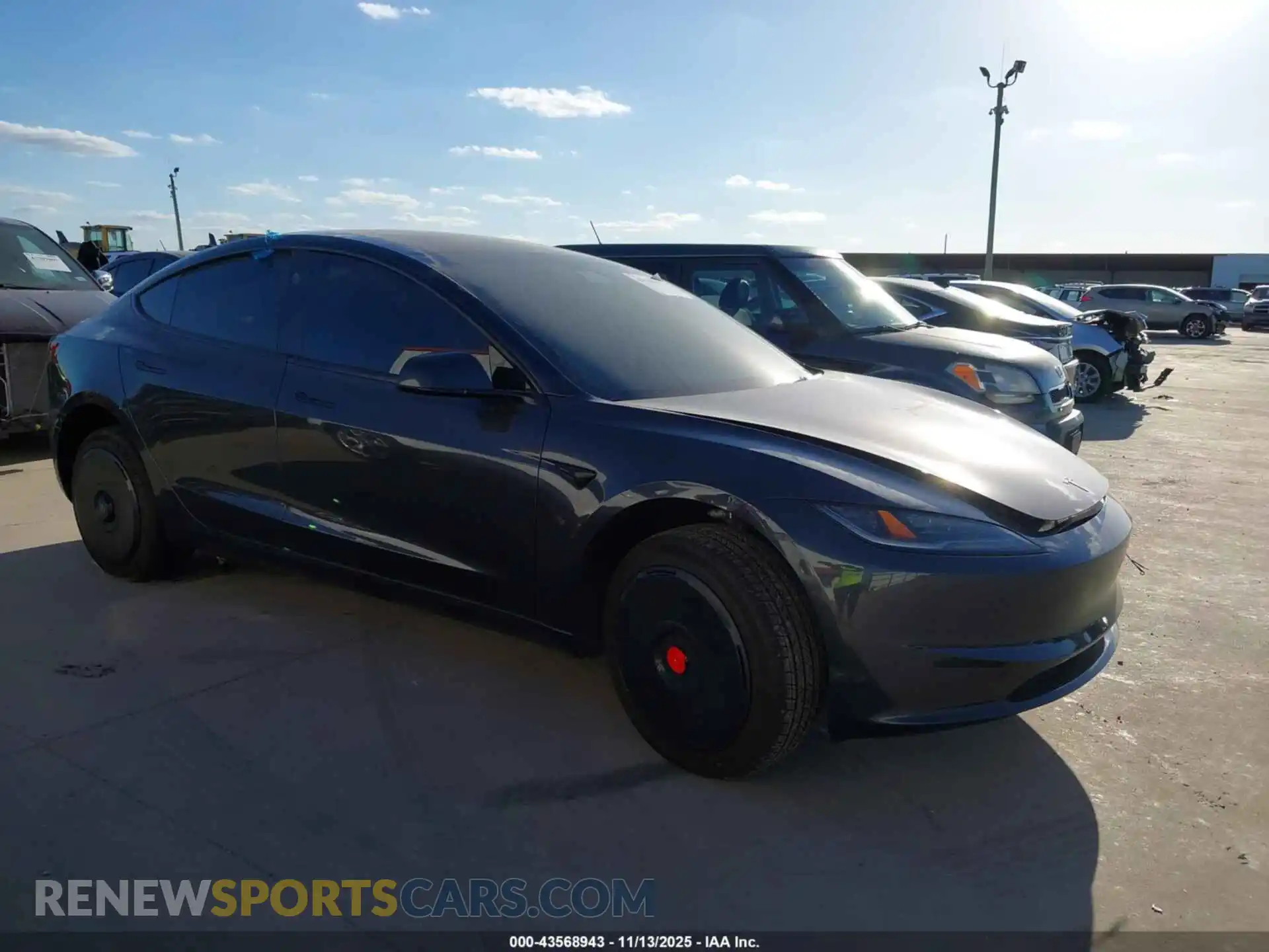 1 Photograph of a damaged car 5YJ3E1EA8SF047657 TESLA MODEL 3 2025