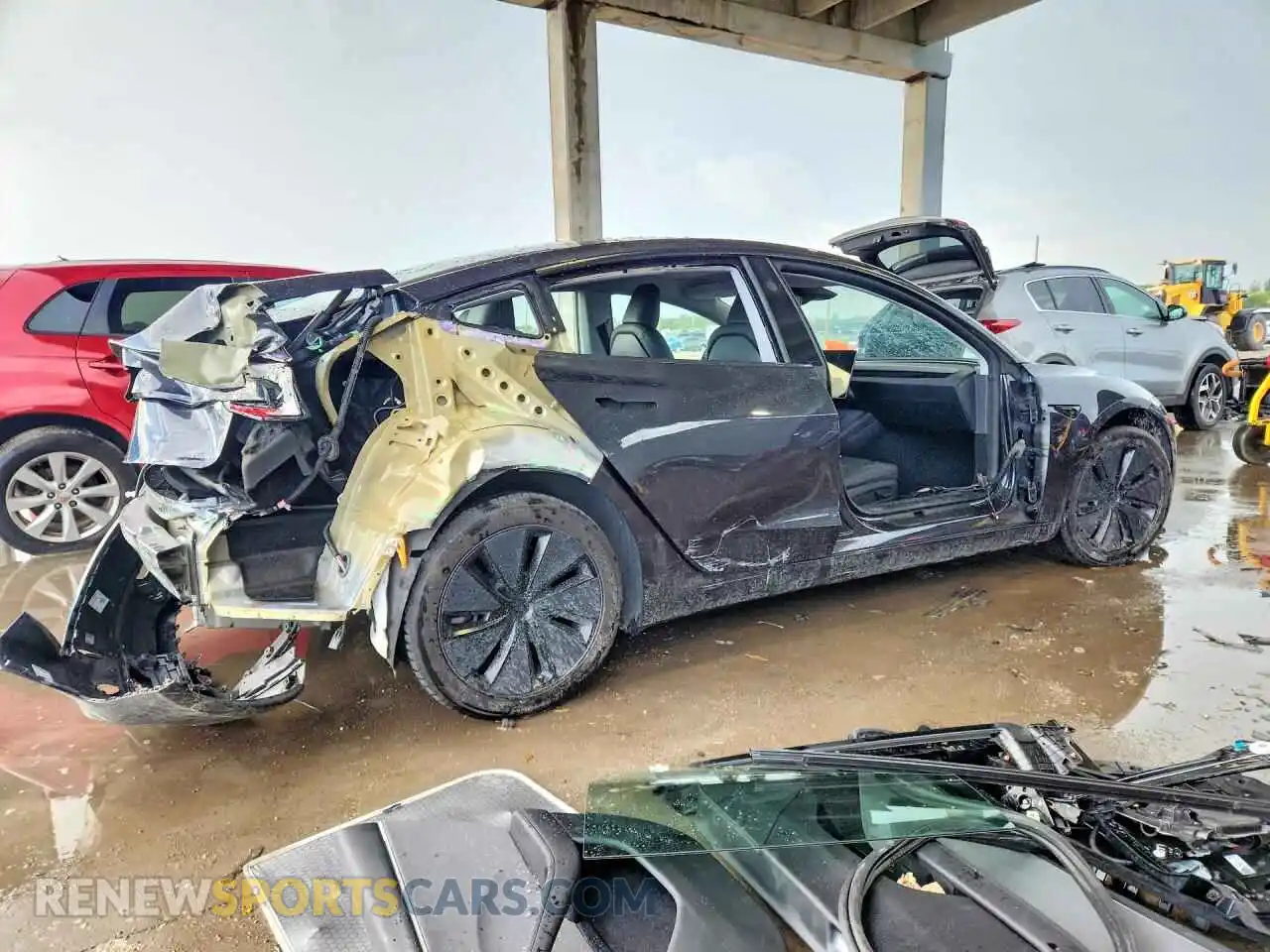 3 Photograph of a damaged car 5YJ3E1EA9SF057906 TESLA MODEL 3 2025