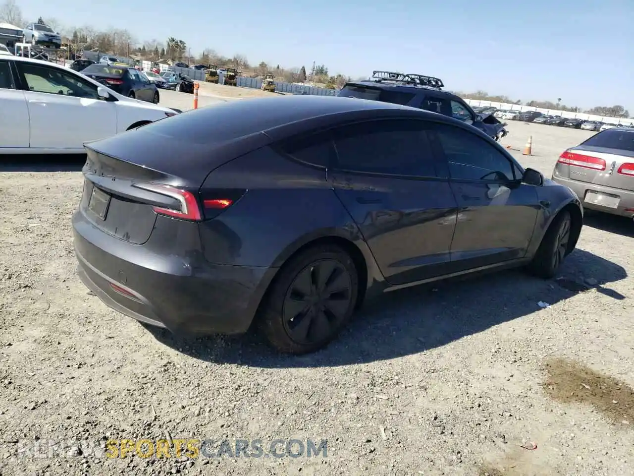 3 Photograph of a damaged car 5YJ3E1EA9SF903399 TESLA MODEL 3 2025