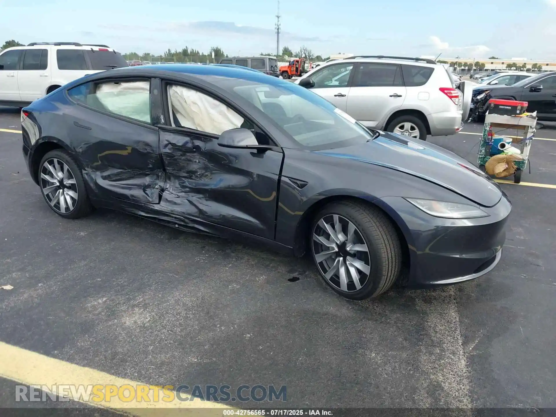 1 Photograph of a damaged car 5YJ3E1EA9SF972724 TESLA MODEL 3 2025