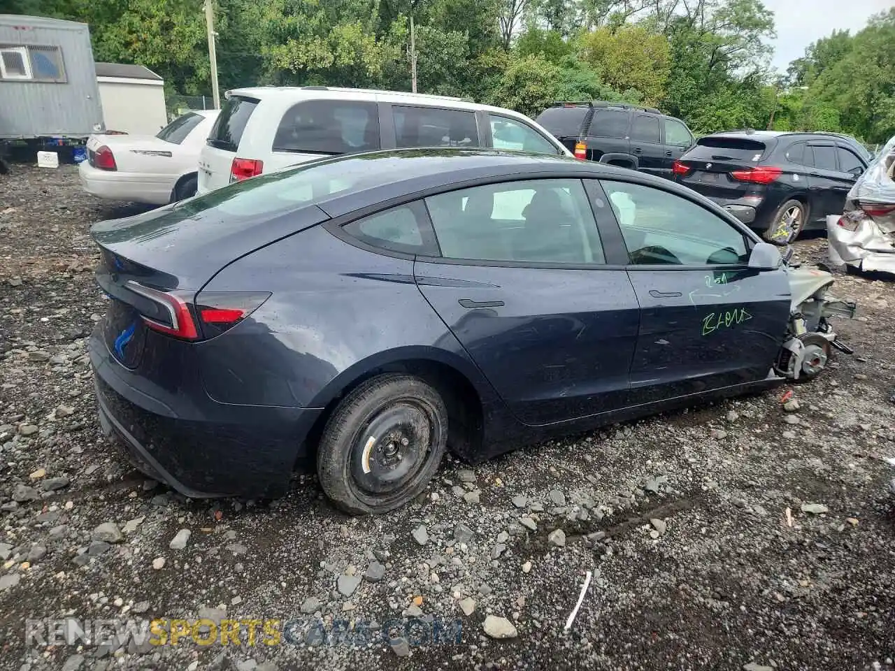 3 Photograph of a damaged car 5YJ3E1EA9SF980189 TESLA MODEL 3 2025