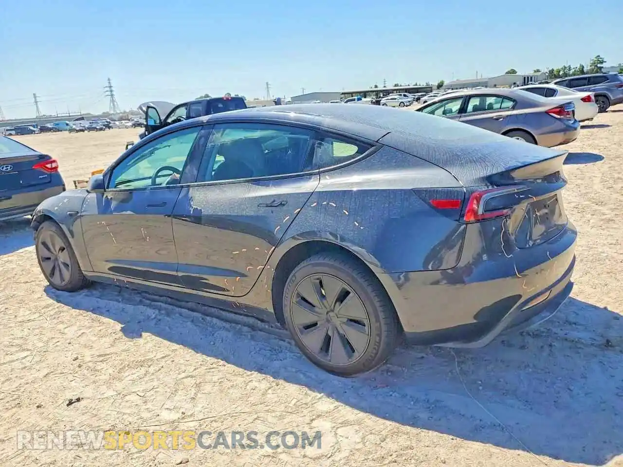 2 Фотография поврежденного автомобиля 5YJ3E1EAXSF951882 TESLA MODEL 3 2025