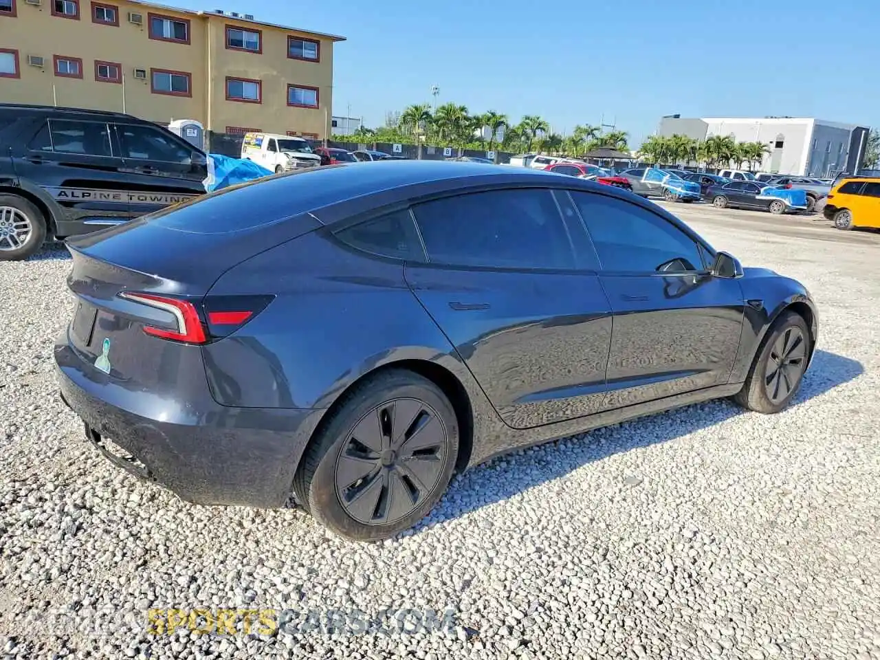 3 Photograph of a damaged car 5YJ3E1EAXSF976149 TESLA MODEL 3 2025