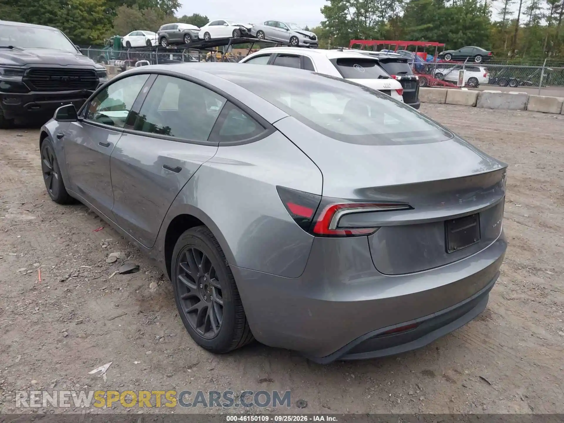 3 fotografías del automóvil dañado 5YJ3E1EB1SF073252 TESLA MODEL 3 2025