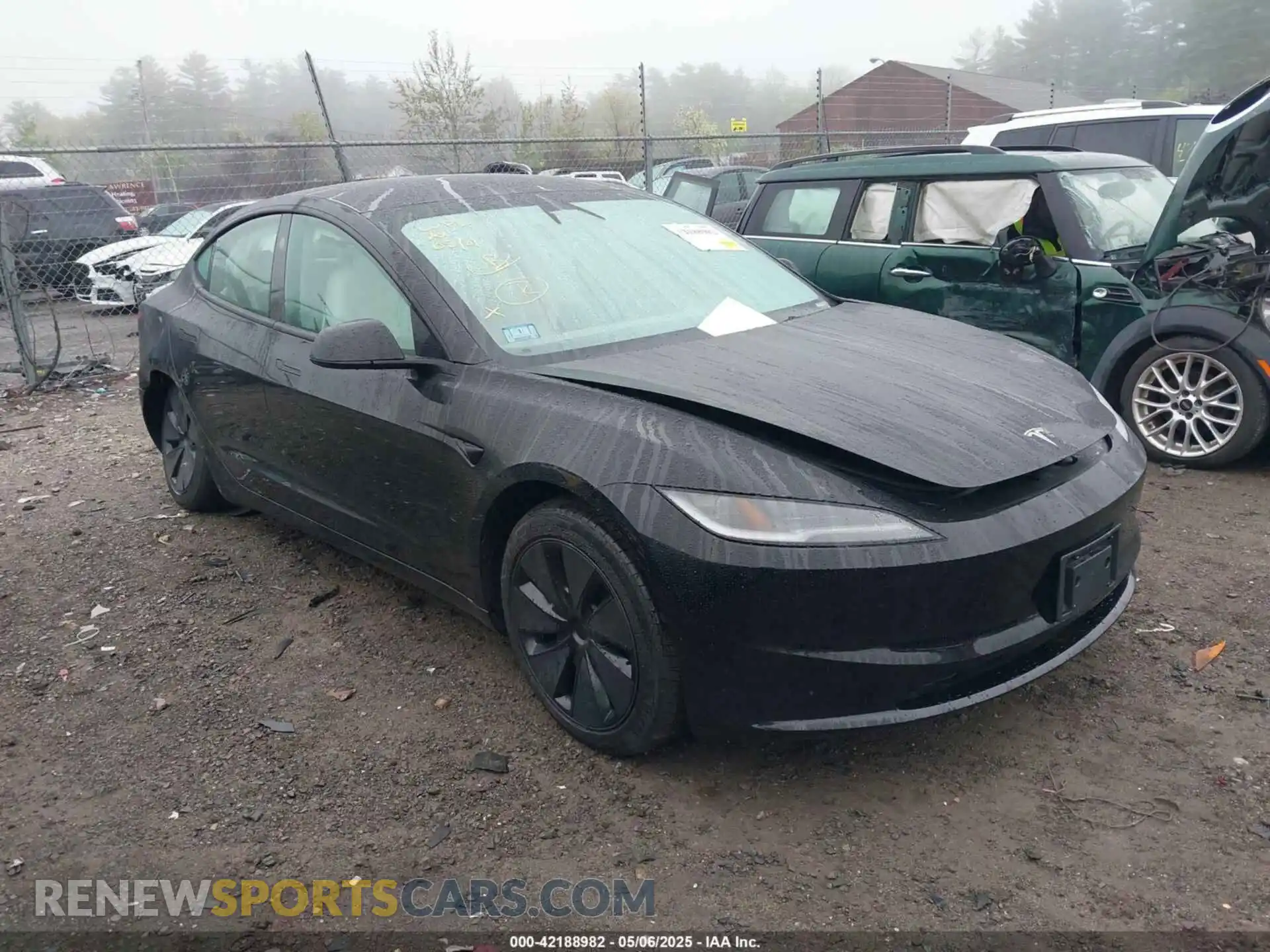 1 Photograph of a damaged car 5YJ3E1EB1SF919105 TESLA MODEL 3 2025