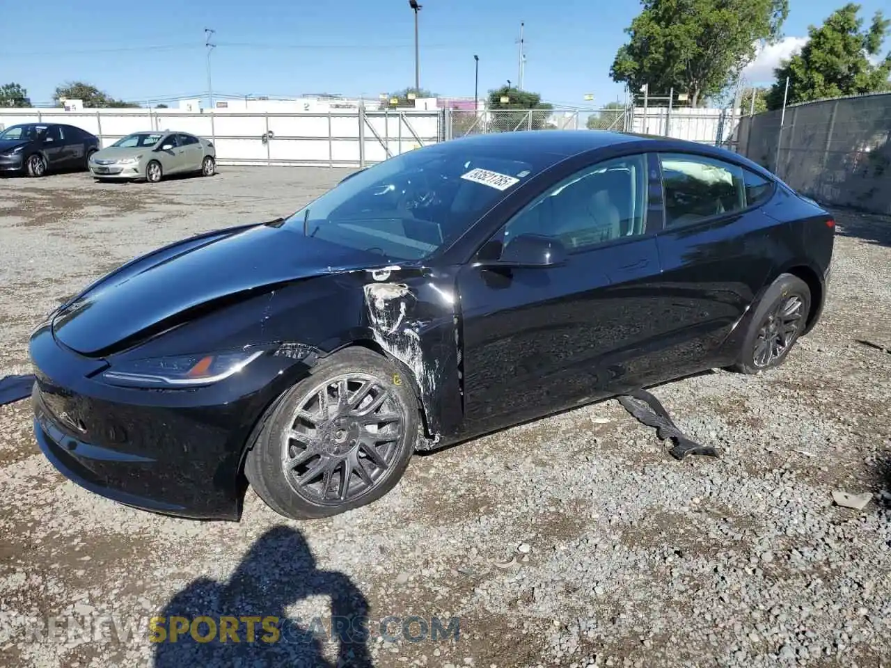 1 Photograph of a damaged car 5YJ3E1EB1SF920996 TESLA MODEL 3 2025