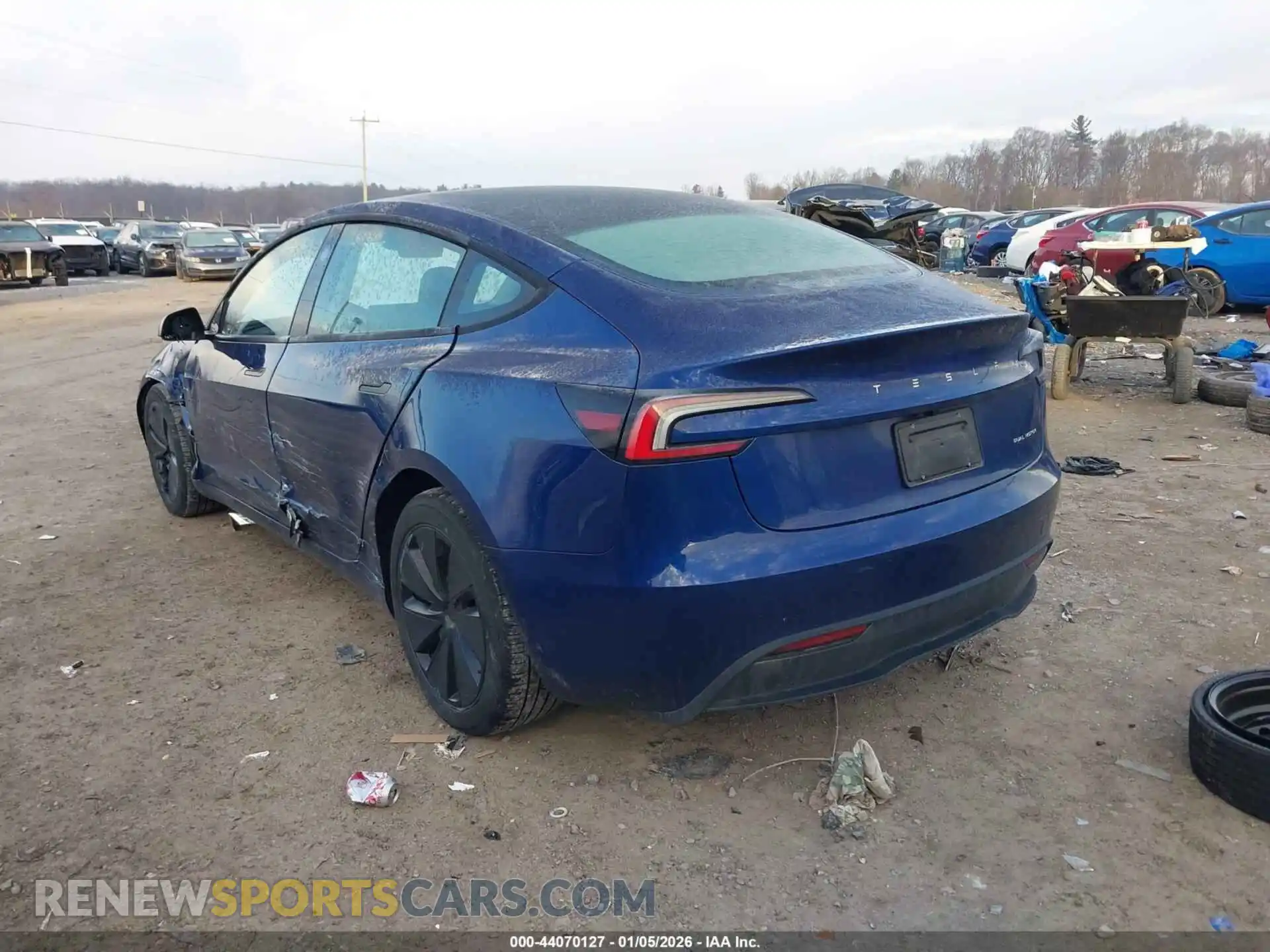 3 Photograph of a damaged car 5YJ3E1EB1SF932615 TESLA MODEL 3 2025