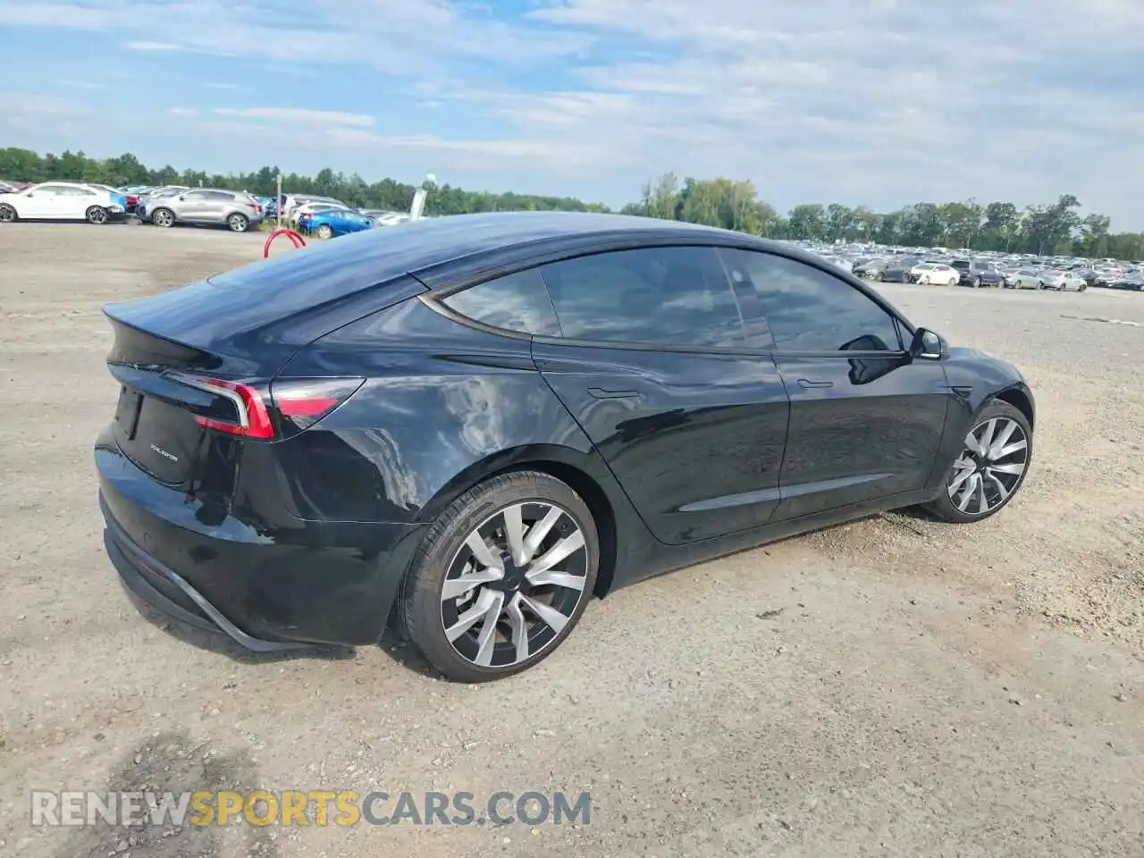 3 Photograph of a damaged car 5YJ3E1EB1SF976064 TESLA MODEL 3 2025