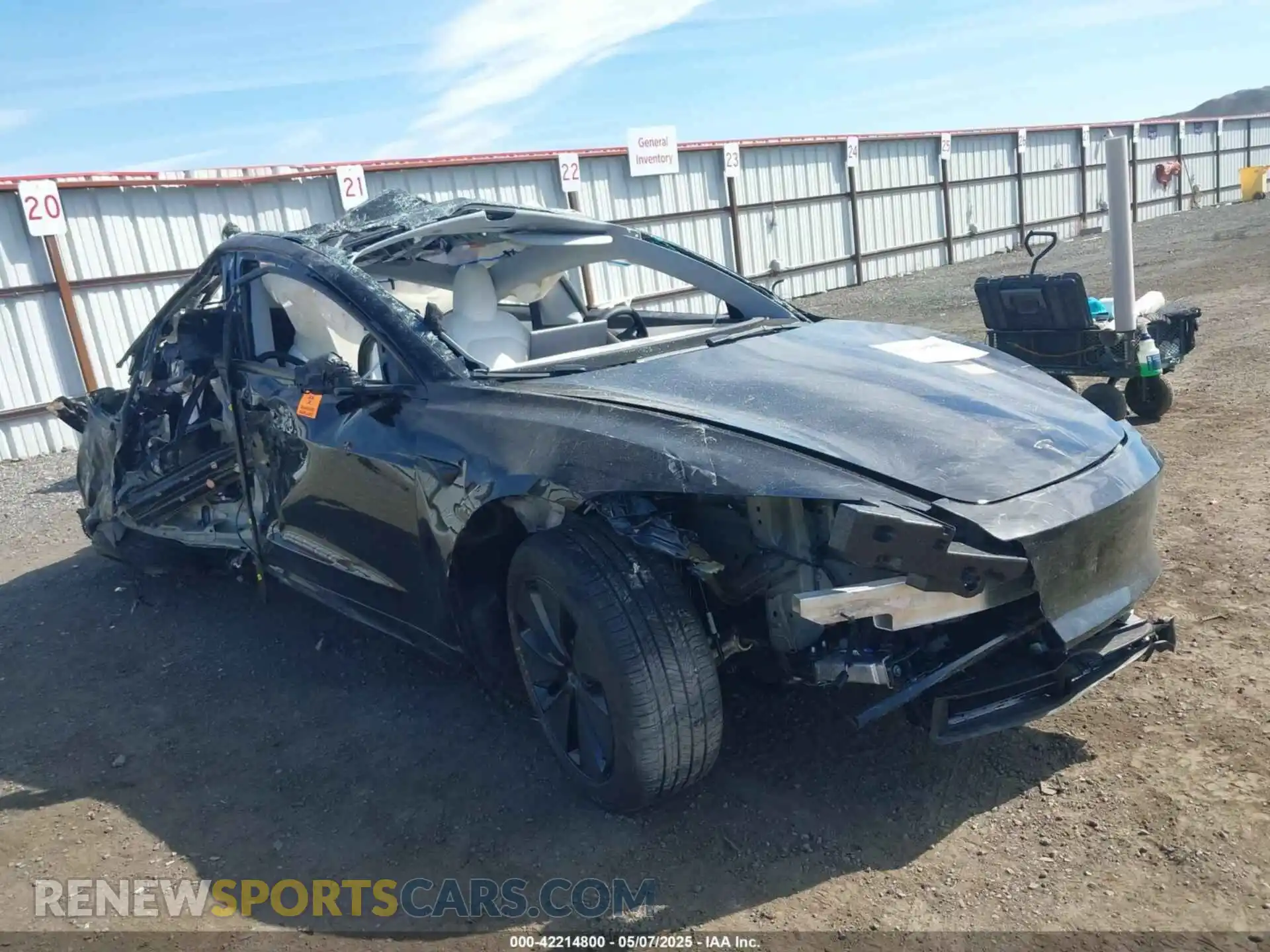 1 Photograph of a damaged car 5YJ3E1EB1SF982253 TESLA MODEL 3 2025