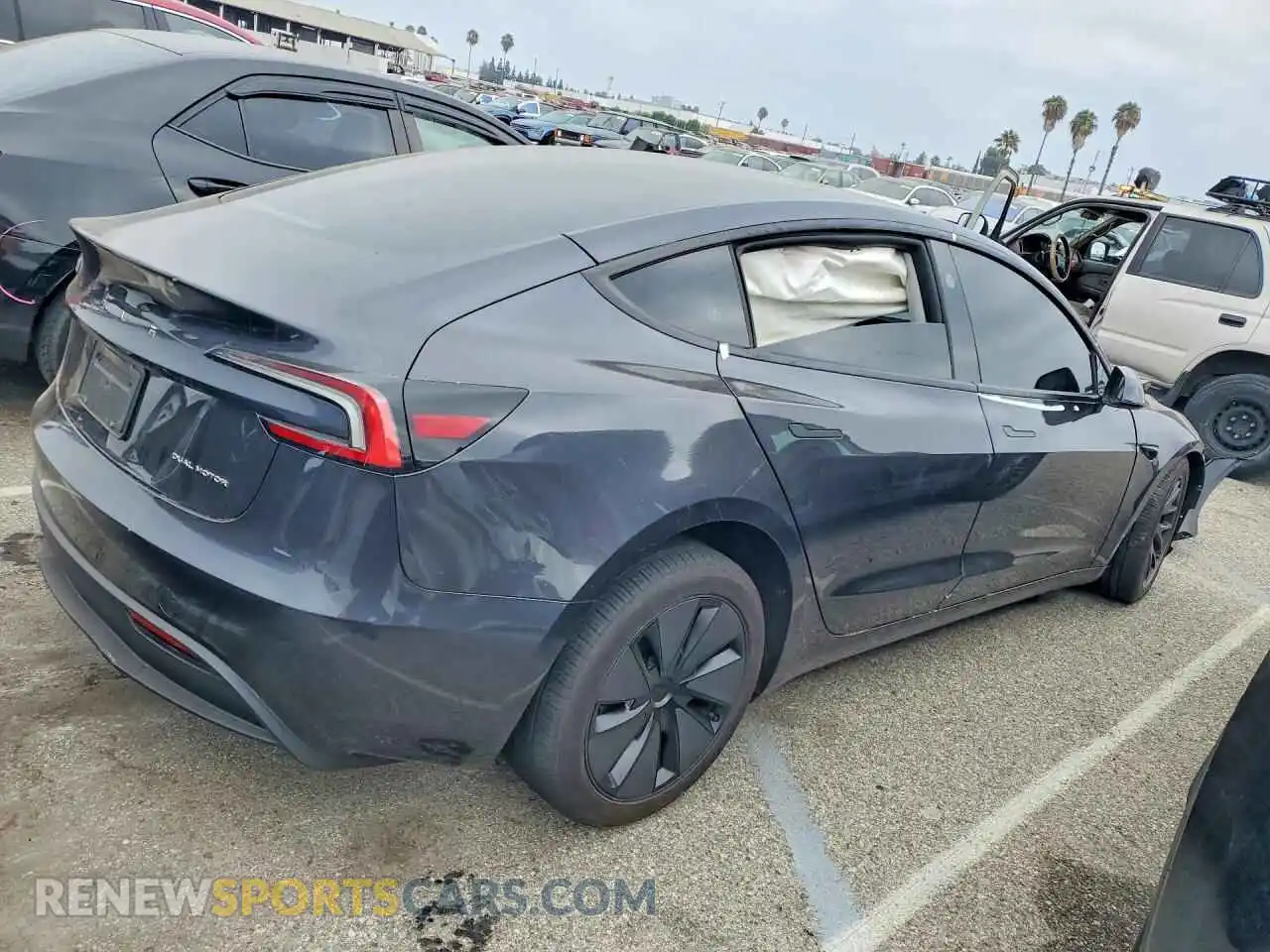 3 Photograph of a damaged car 5YJ3E1EB3SF000951 TESLA MODEL 3 2025