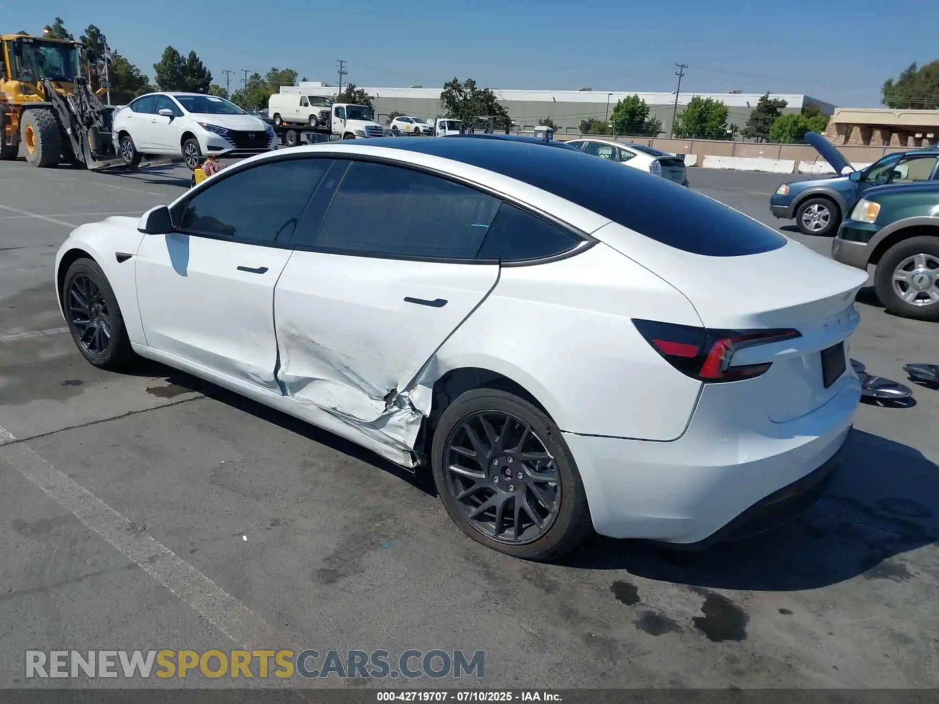 3 Photograph of a damaged car 5YJ3E1EB3SF914858 TESLA MODEL 3 2025