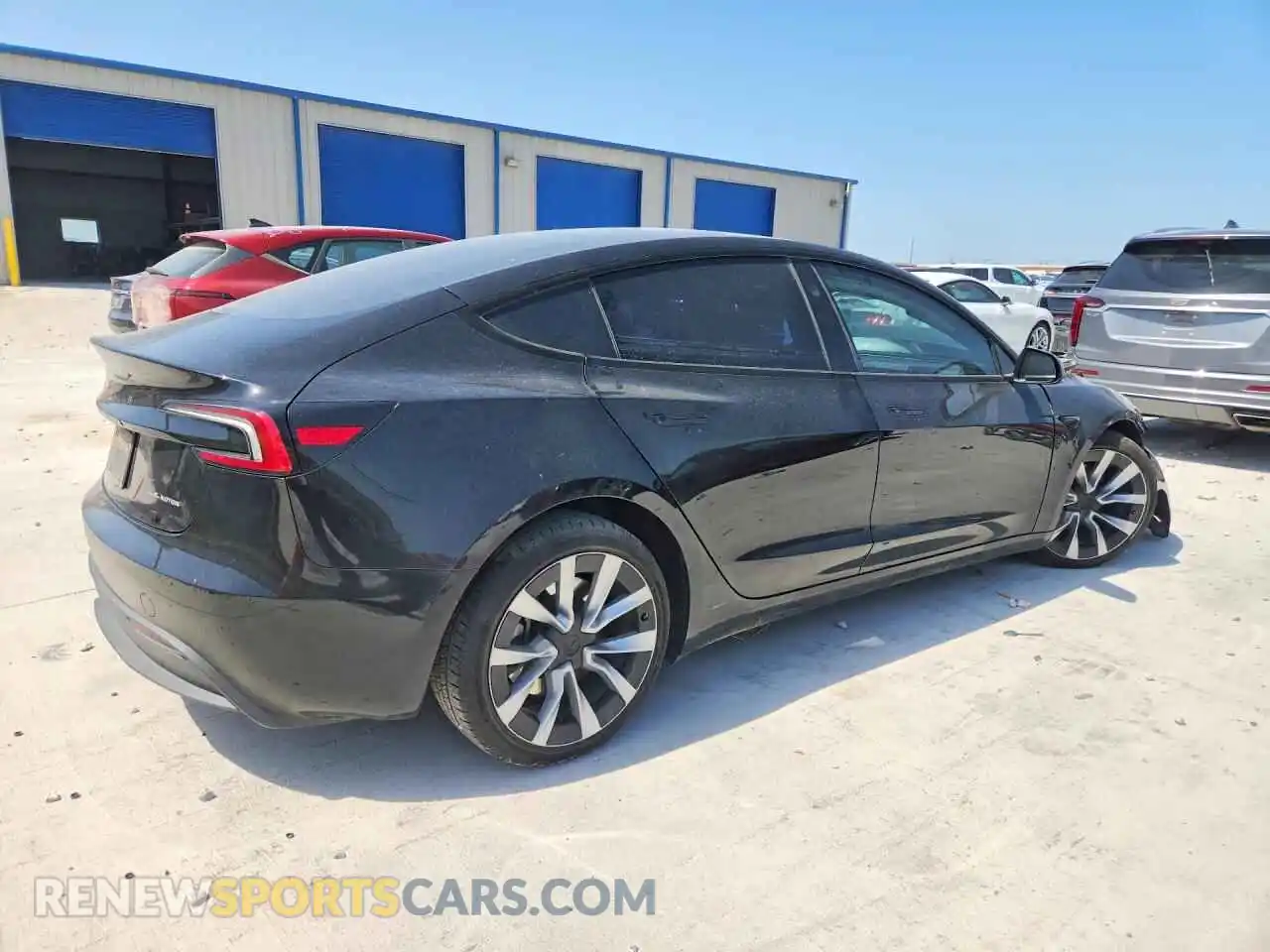 3 Photograph of a damaged car 5YJ3E1EB3SF918764 TESLA MODEL 3 2025