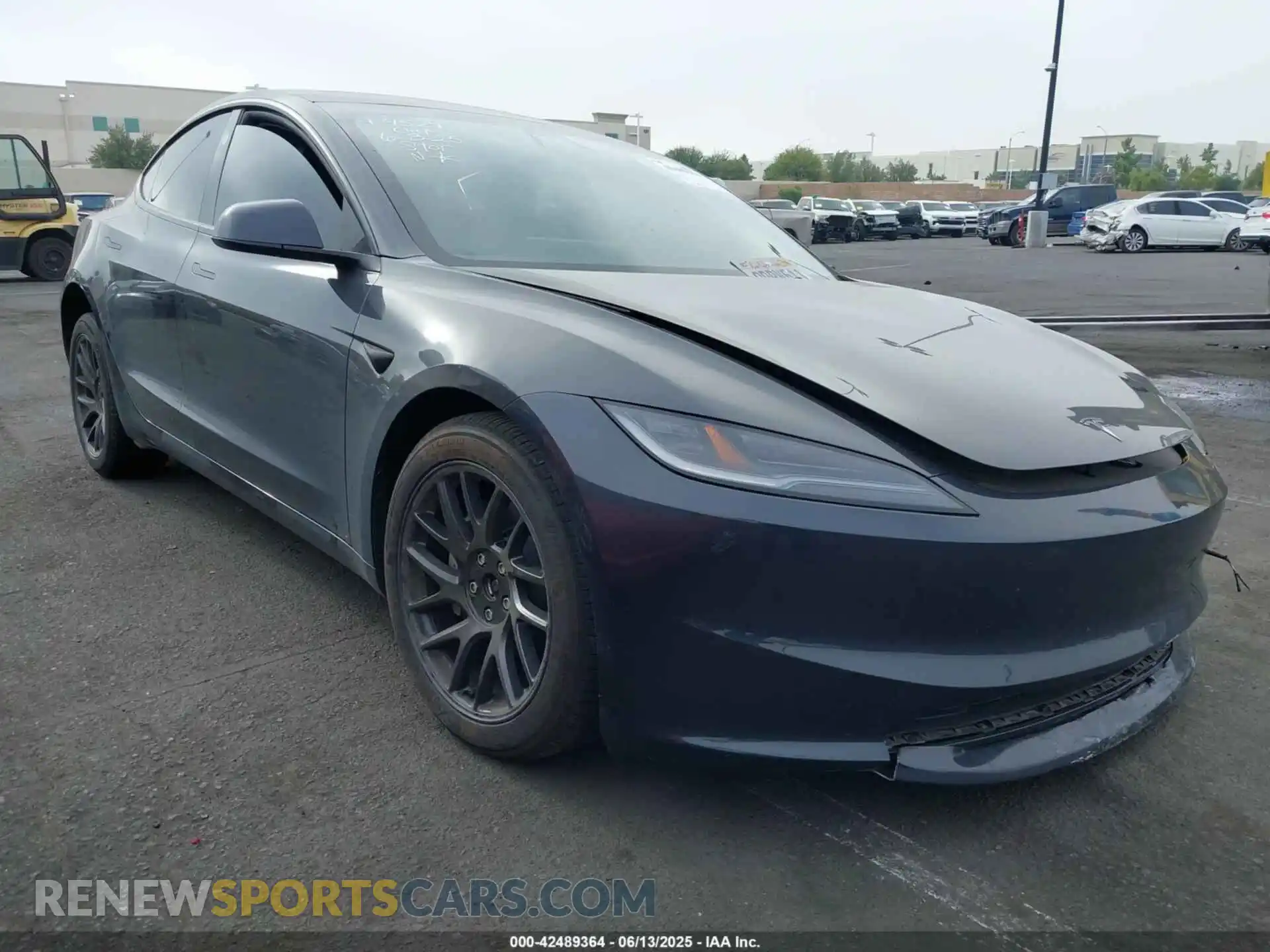 1 Photograph of a damaged car 5YJ3E1EB5SF881992 TESLA MODEL 3 2025