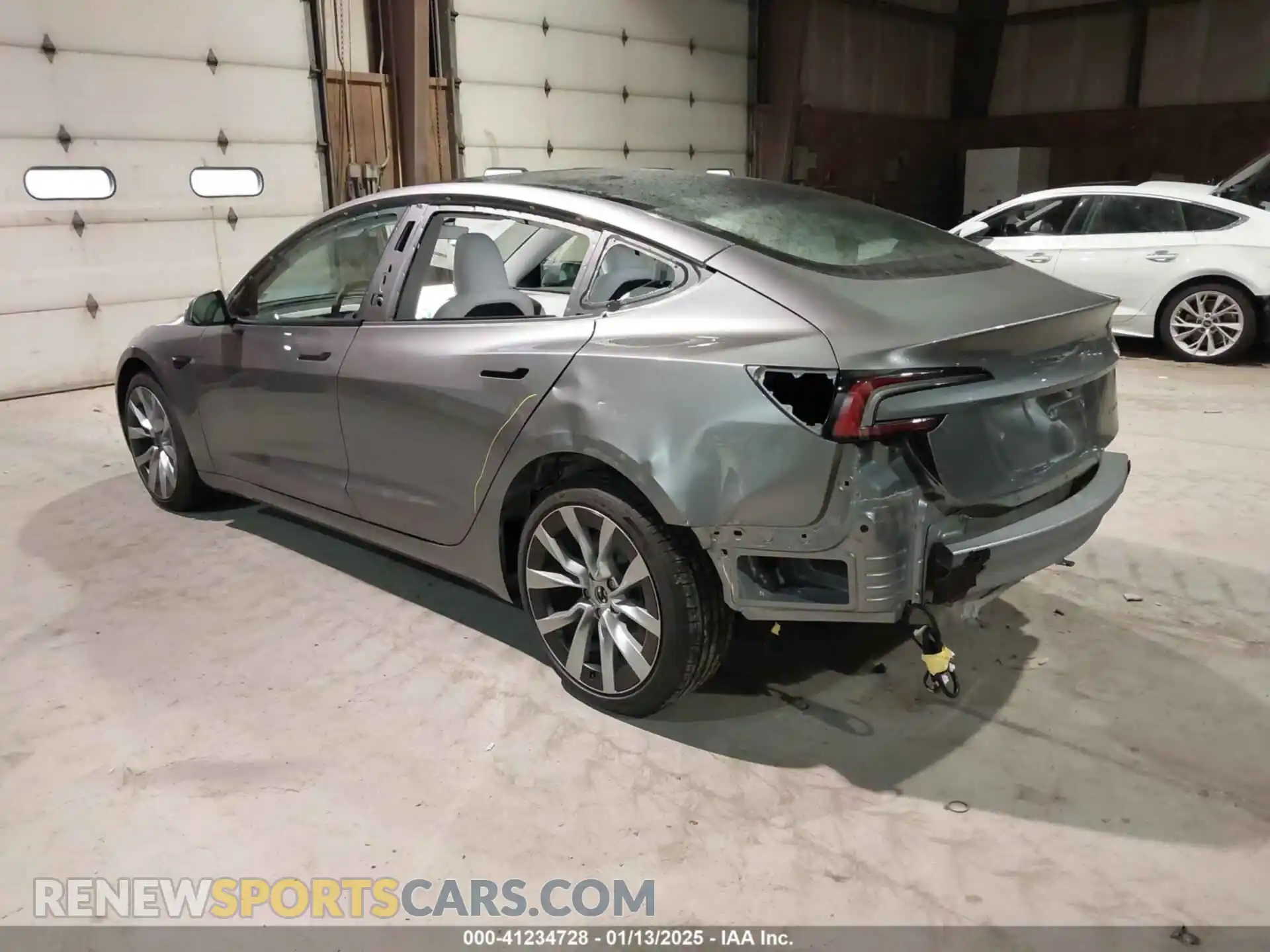 3 Photograph of a damaged car 5YJ3E1EB5SF883600 TESLA MODEL 3 2025