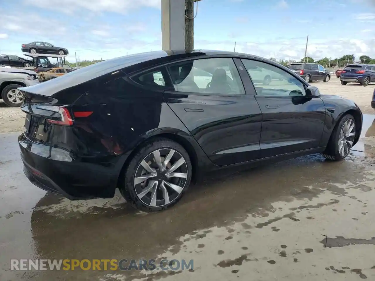 3 Photograph of a damaged car 5YJ3E1EB5SF890028 TESLA MODEL 3 2025