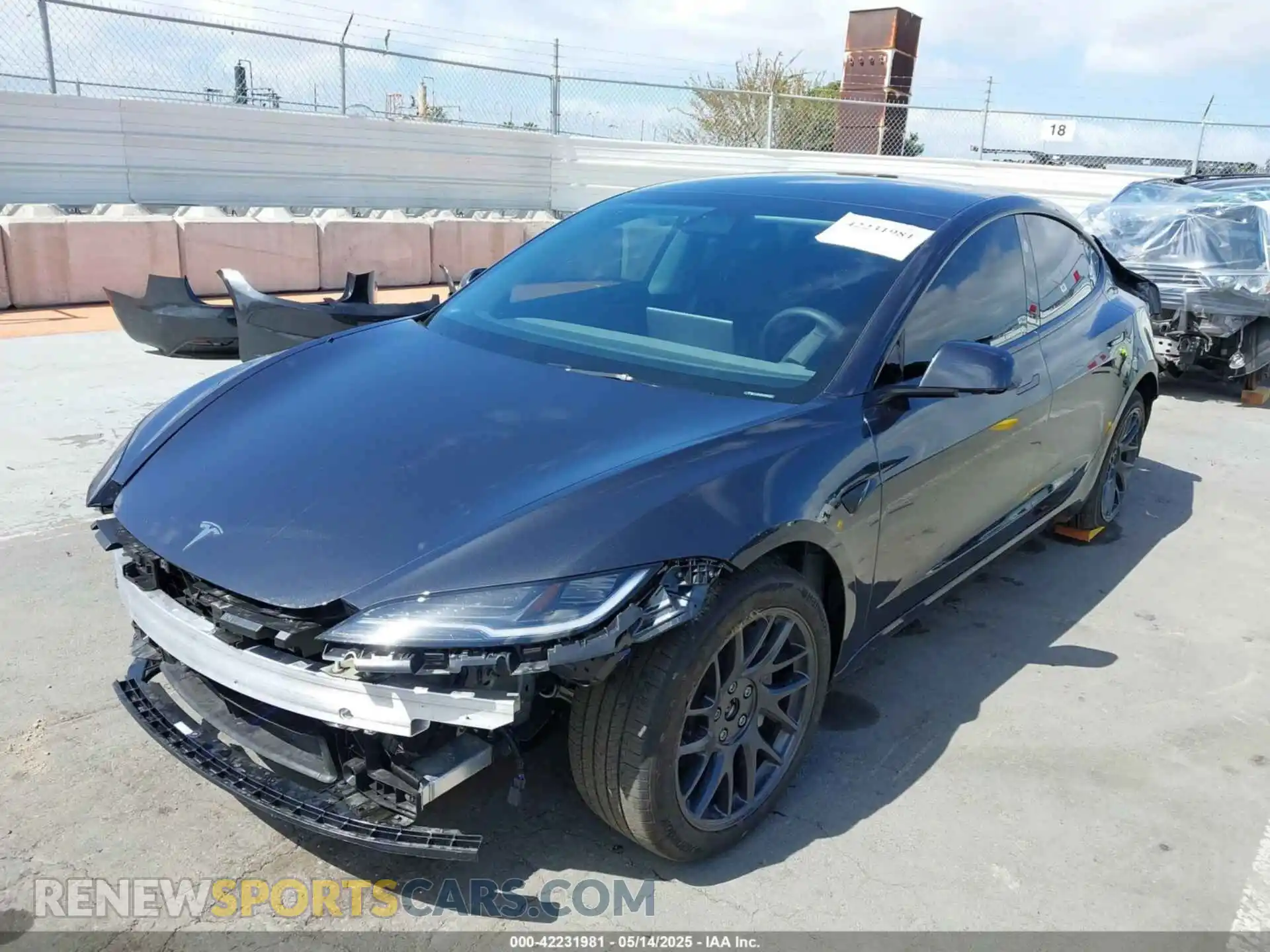 2 Photograph of a damaged car 5YJ3E1EB5SF960787 TESLA MODEL 3 2025