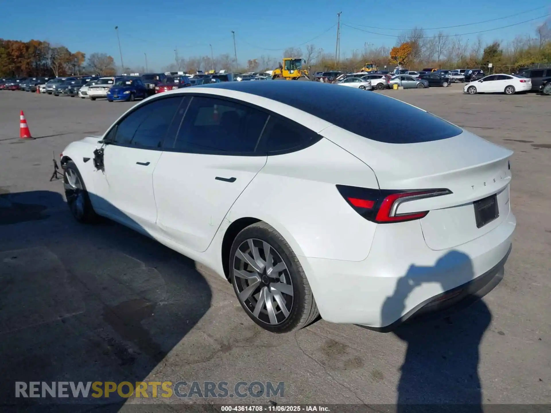 3 Photograph of a damaged car 5YJ3E1EB5SF987469 TESLA MODEL 3 2025