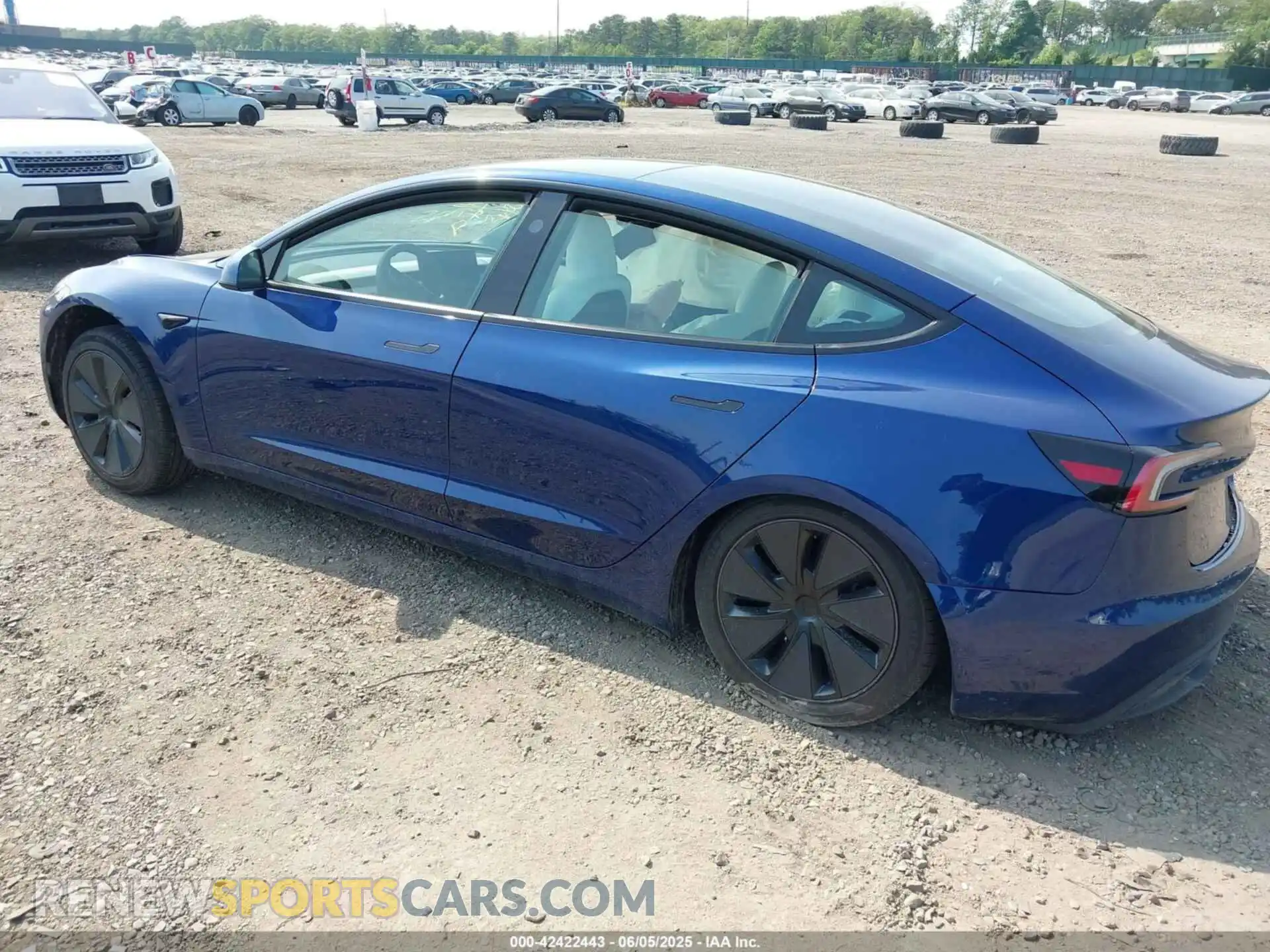 3 Photograph of a damaged car 5YJ3E1EB6SF874419 TESLA MODEL 3 2025