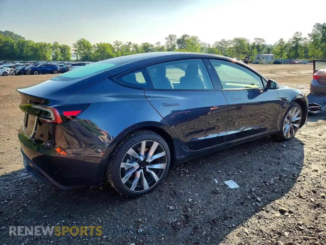3 fotografías del automóvil dañado 5YJ3E1EB7SF021060 TESLA MODEL 3 2025