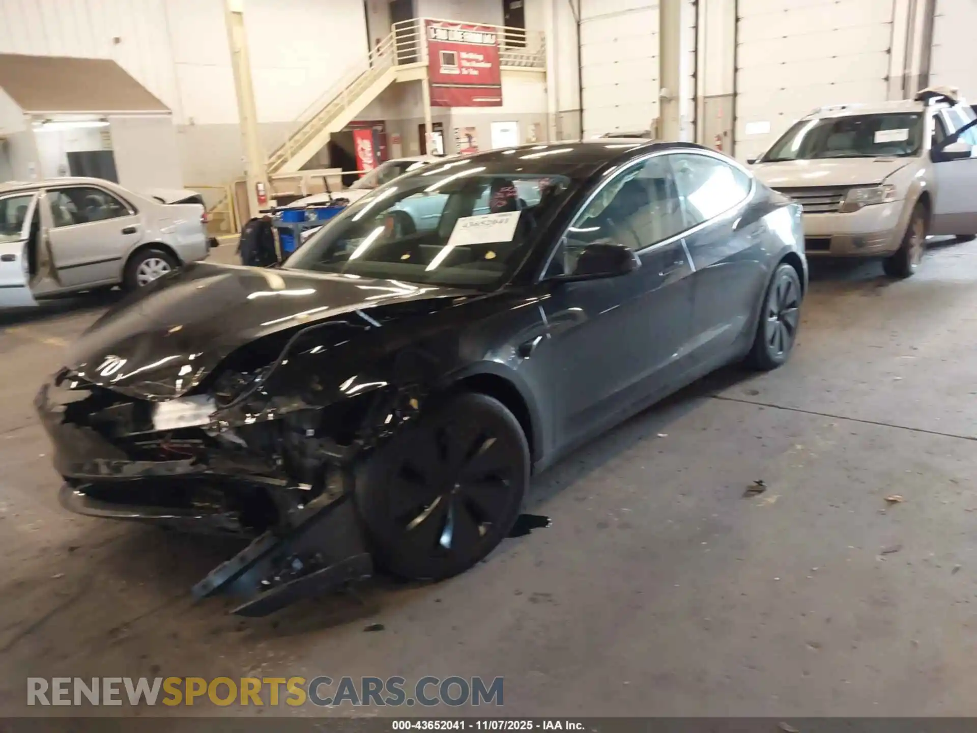 2 Photograph of a damaged car 5YJ3E1EB7SF904415 TESLA MODEL 3 2025