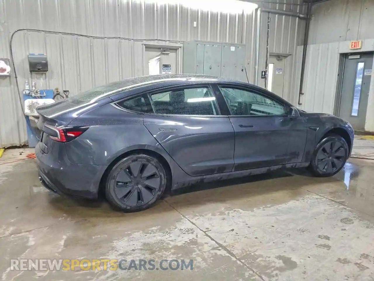 3 Photograph of a damaged car 5YJ3E1EB7SF914362 TESLA MODEL 3 2025