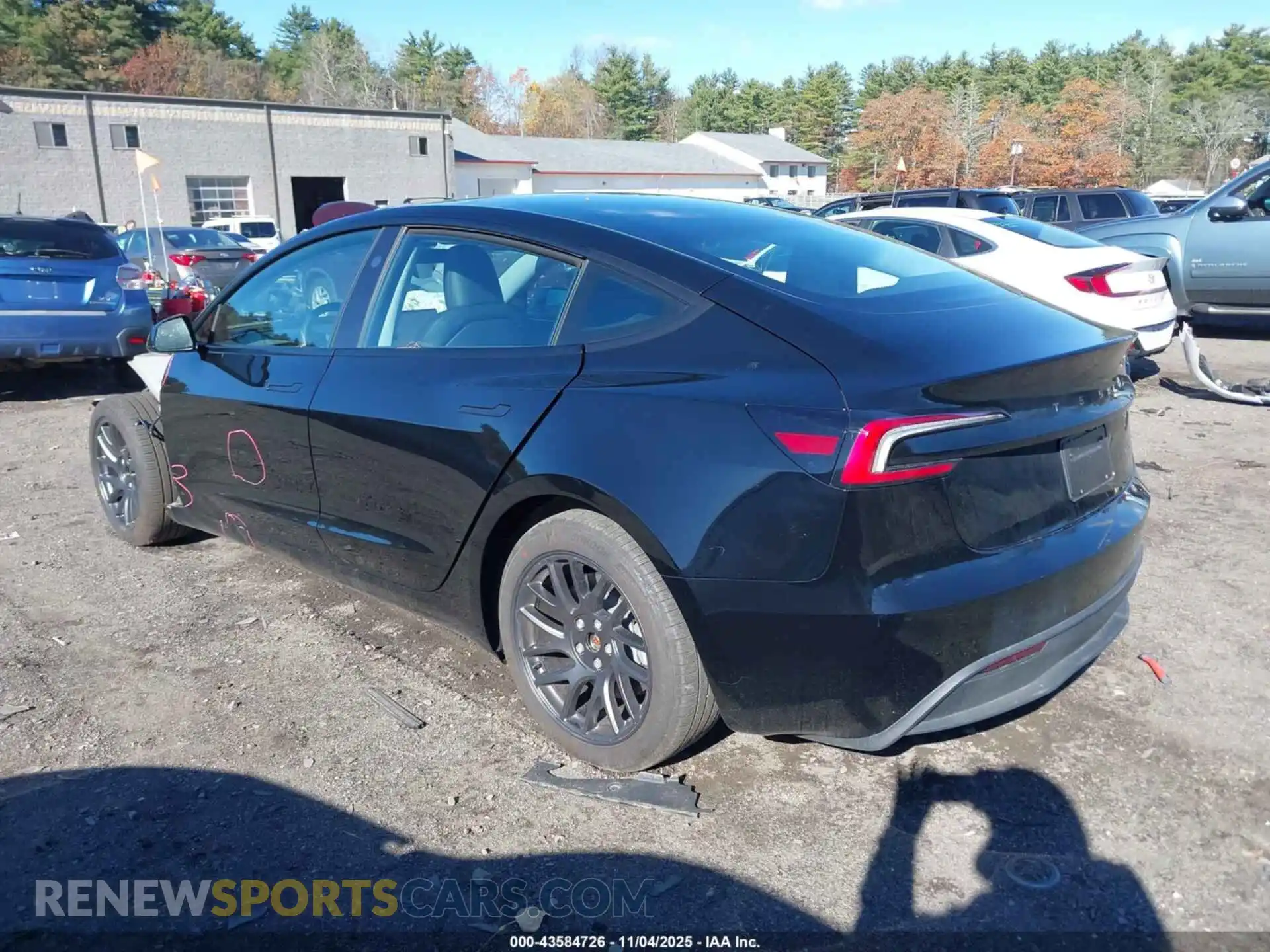3 Photograph of a damaged car 5YJ3E1EB8SF910840 TESLA MODEL 3 2025