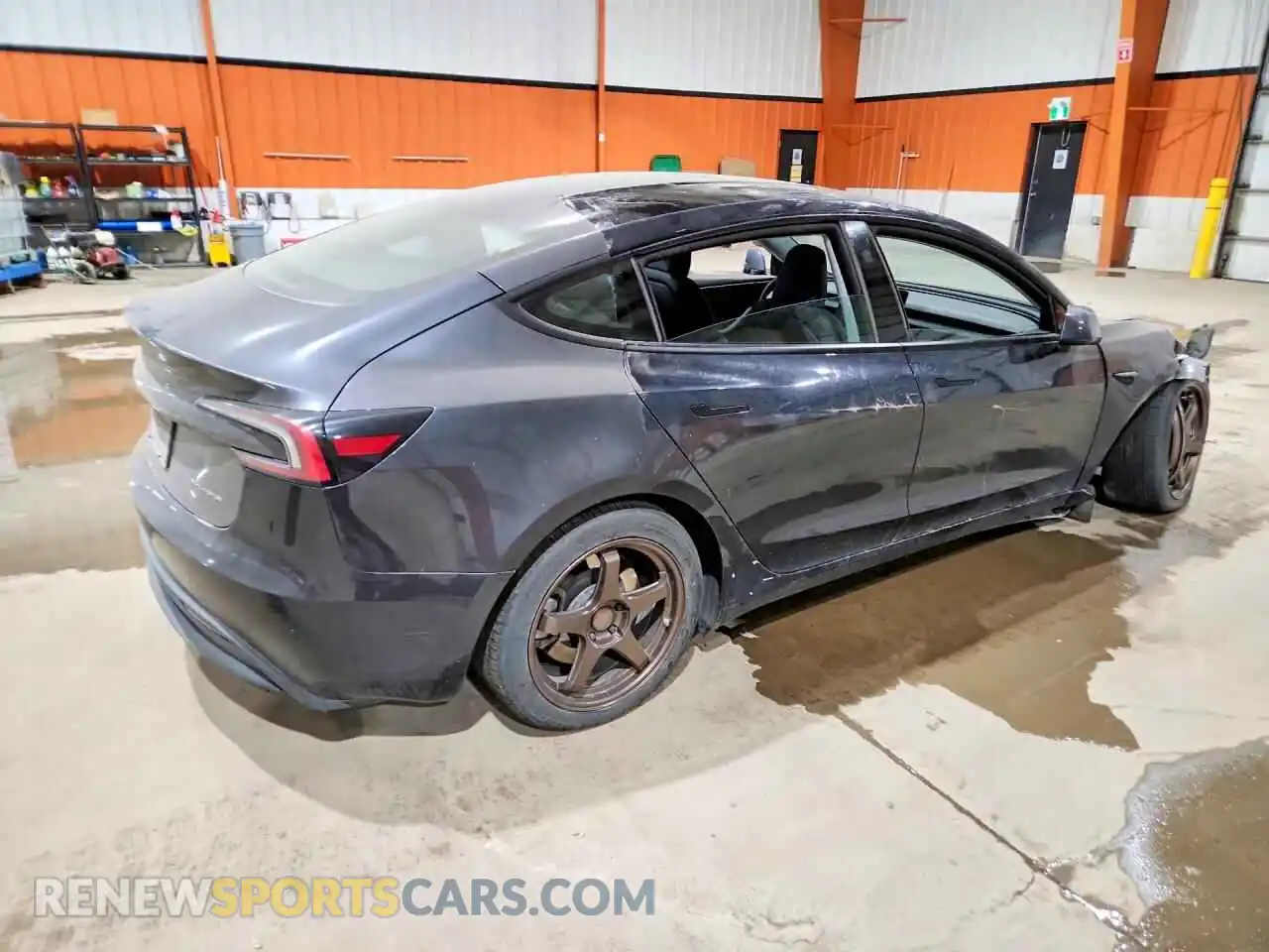 3 Photograph of a damaged car 5YJ3E1EB9SF896933 TESLA MODEL 3 2025
