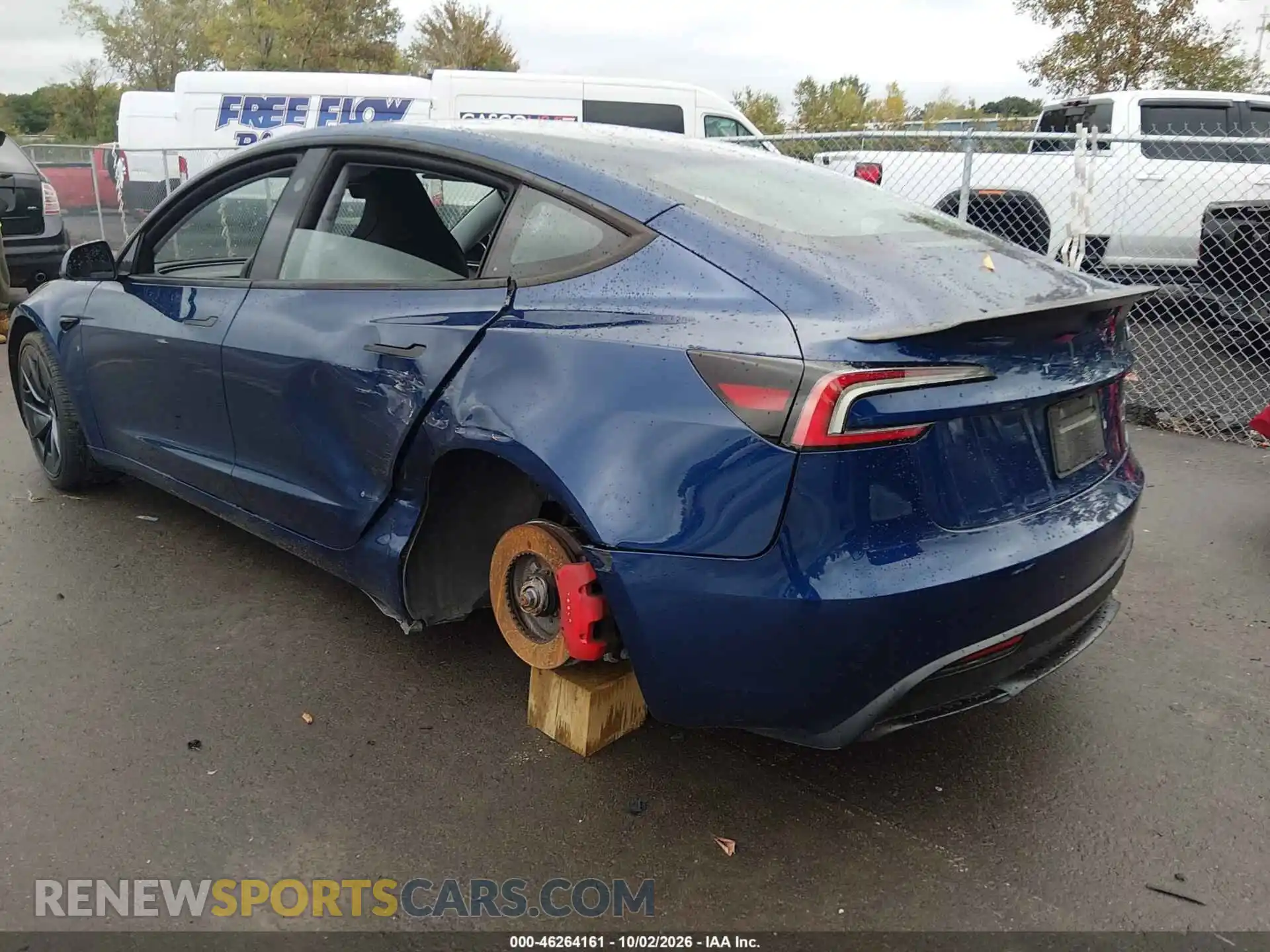 3 Photograph of a damaged car 5YJ3E1ET1SF030376 TESLA MODEL 3 2025