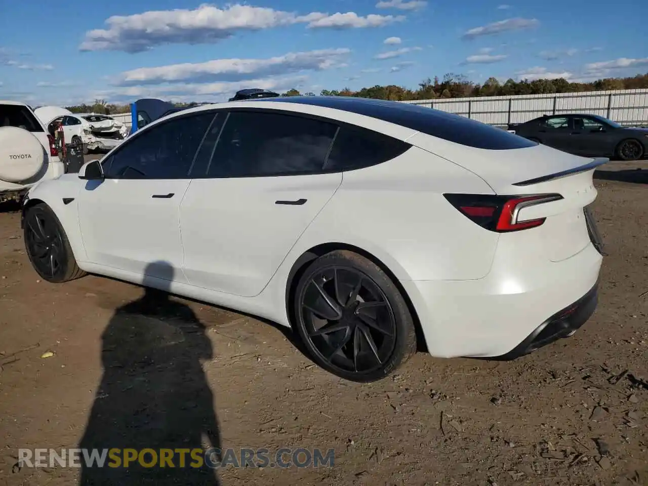 2 Photograph of a damaged car 5YJ3E1ET2SF057814 TESLA MODEL 3 2025