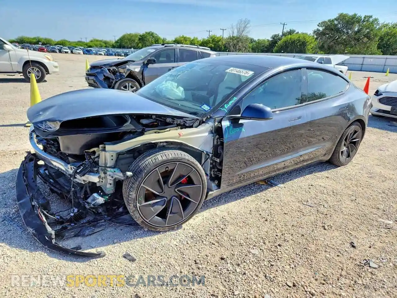 1 Фотография поврежденного автомобиля 5YJ3E1ET2SF992931 TESLA MODEL 3 2025