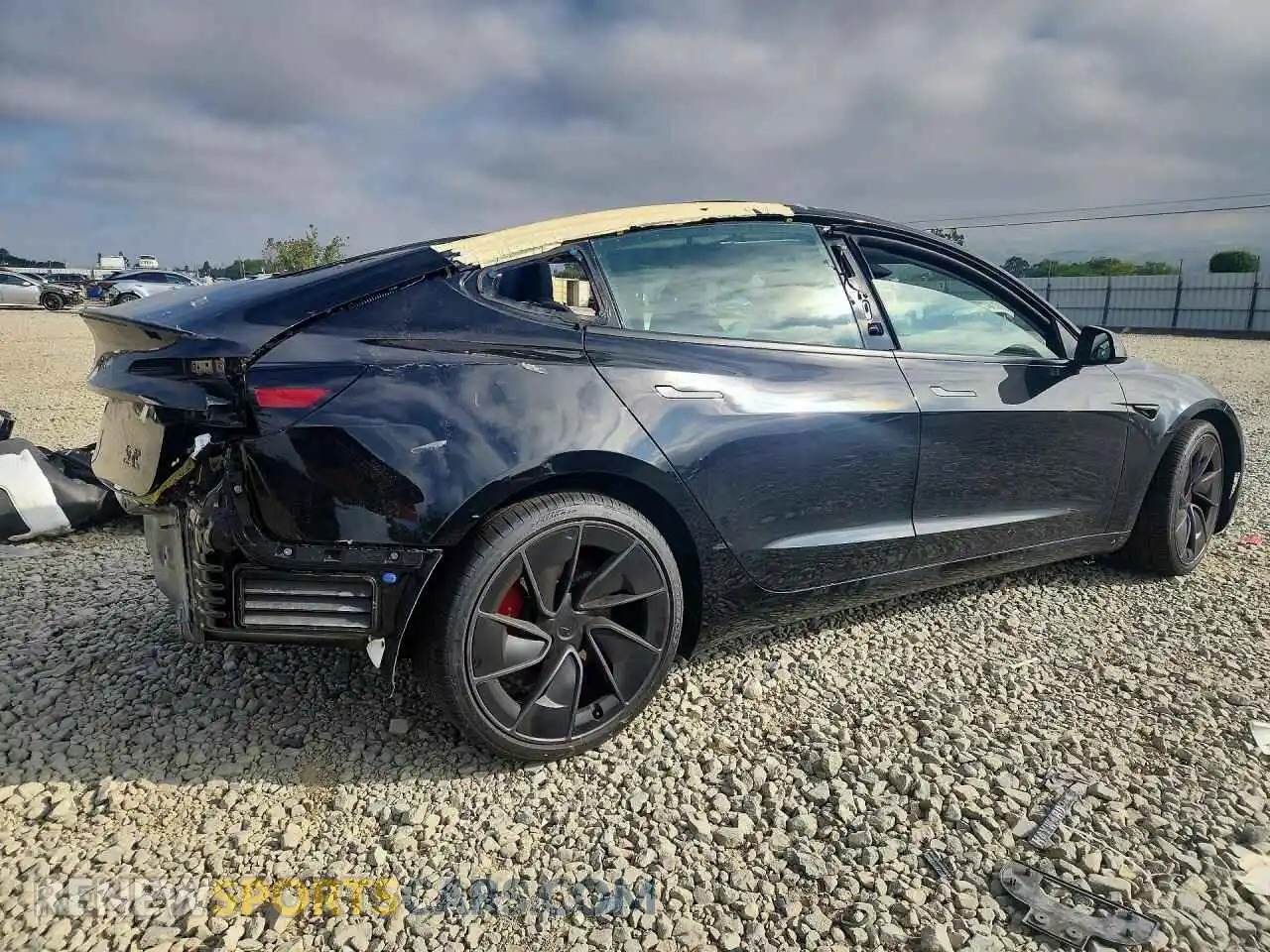 3 Photograph of a damaged car 5YJ3E1ET9SF078059 TESLA MODEL 3 2025