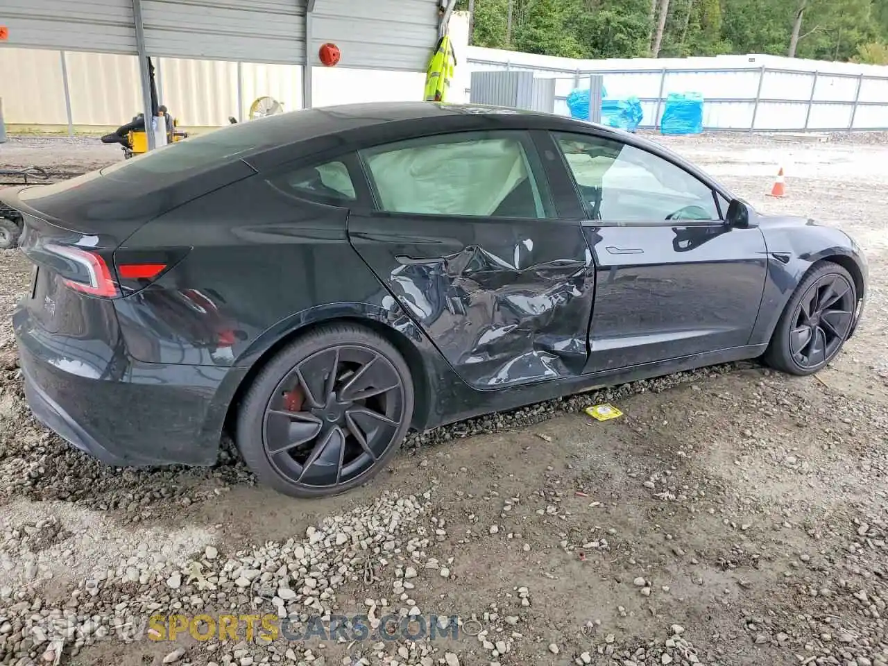 3 Photograph of a damaged car 5YJ3E1ETXSF085165 TESLA MODEL 3 2025