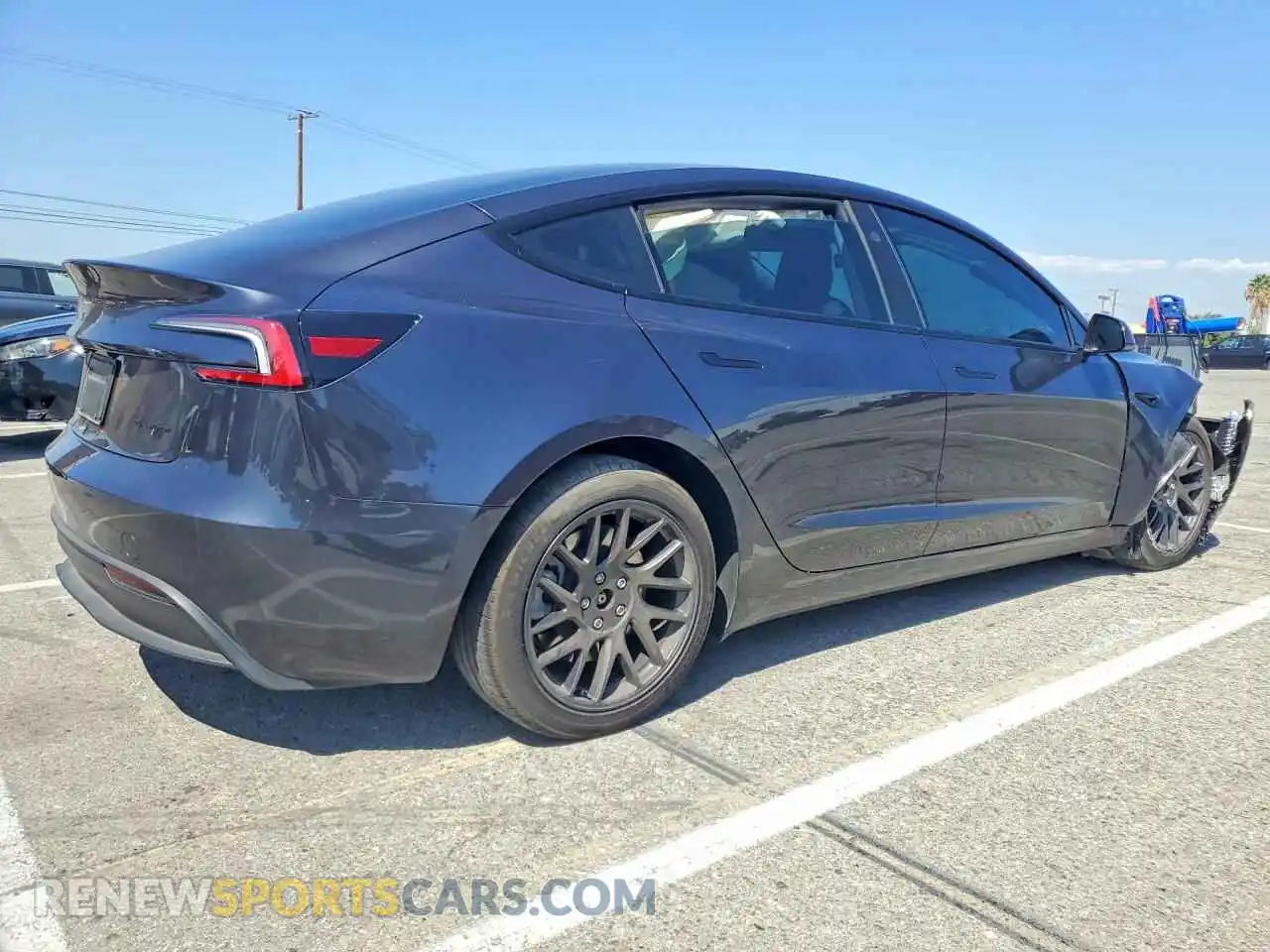 3 Фотография поврежденного автомобиля 5YJ3E1EB2TF124680 TESLA MODEL 3 2026