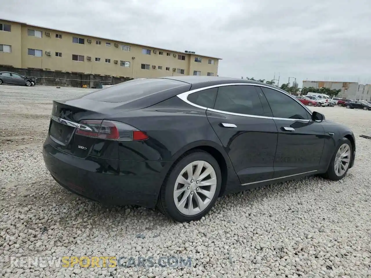 3 Photograph of a damaged car 5YJSA1E21KF308806 TESLA MODEL S 2019
