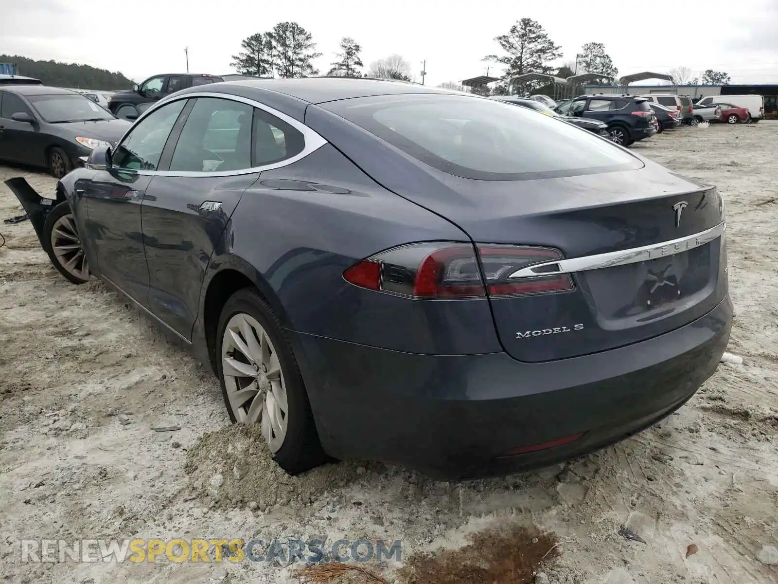 3 Photograph of a damaged car 5YJSA1E23KF304000 TESLA MODEL S 2019