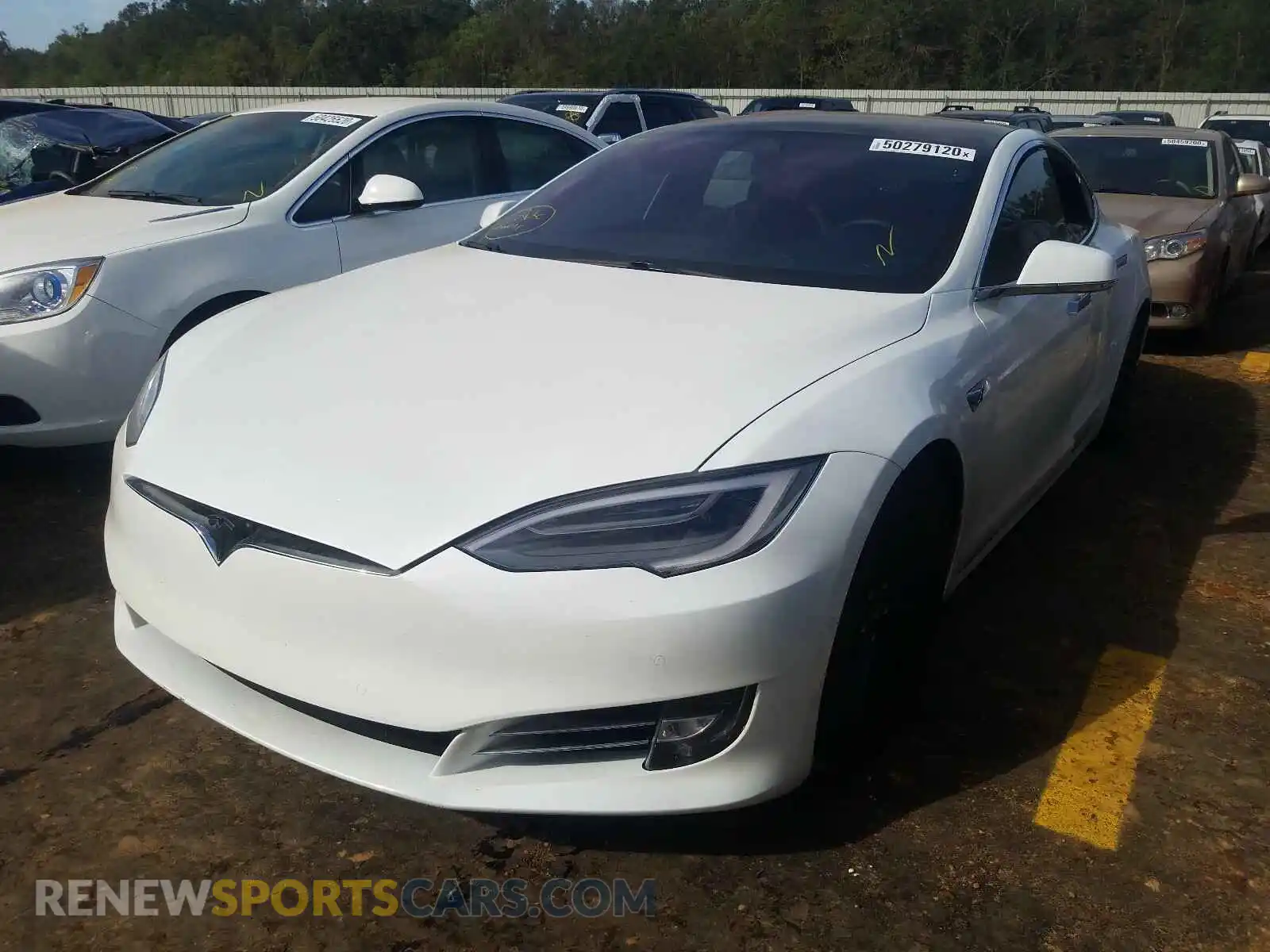 2 Photograph of a damaged car 5YJSA1E24KF340584 TESLA MODEL S 2019