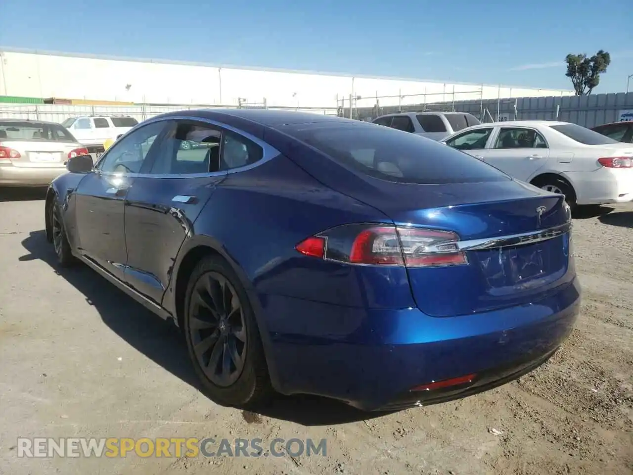 3 Photograph of a damaged car 5YJSA1E25KF348113 TESLA MODEL S 2019