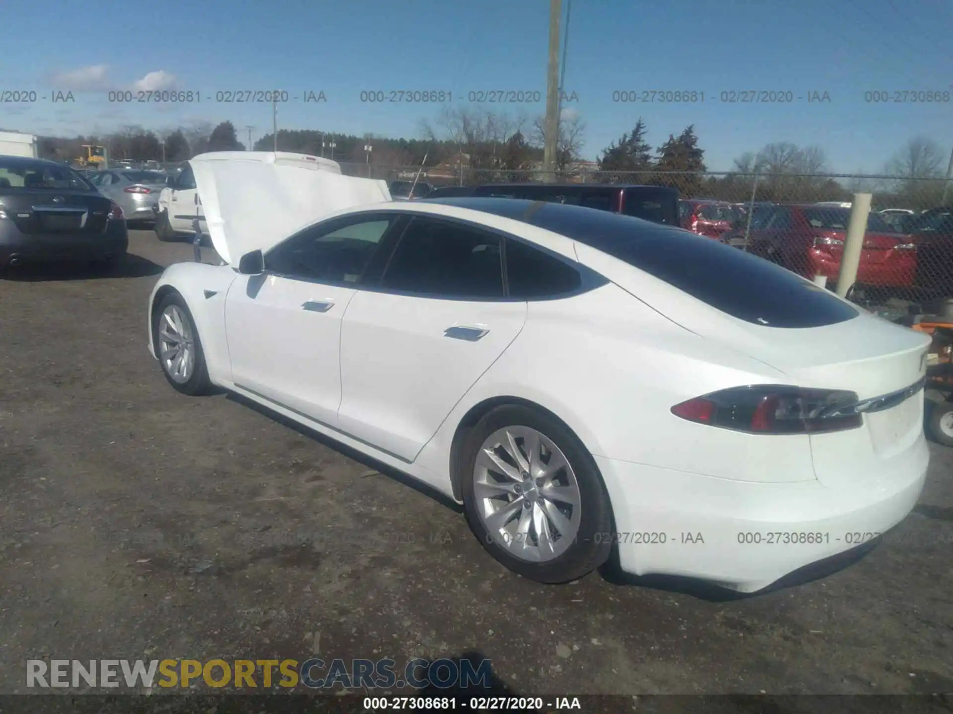 3 Photograph of a damaged car 5YJSA1E26KF337170 TESLA MODEL S 2019