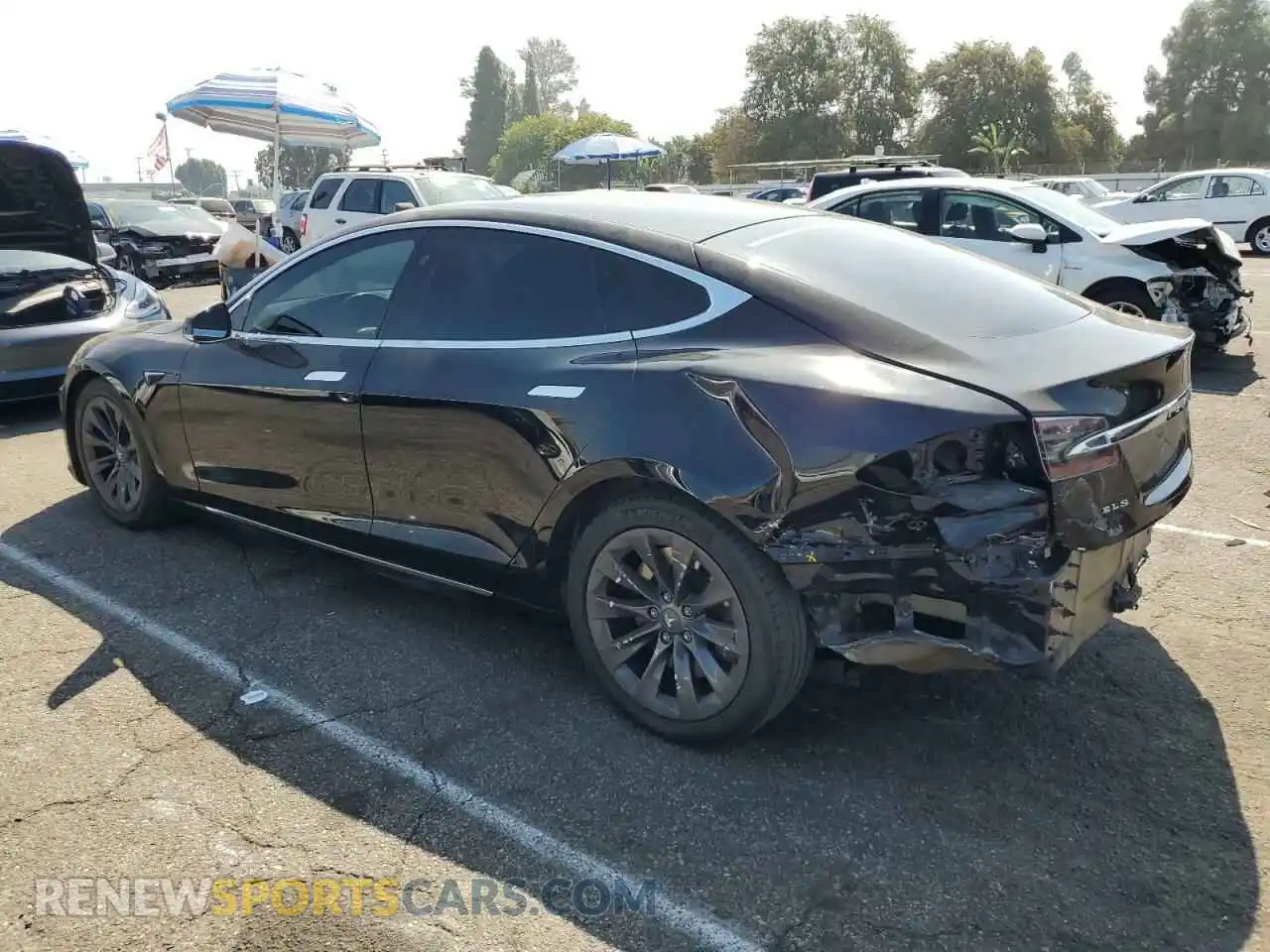 2 Photograph of a damaged car 5YJSA1E27KF304095 TESLA MODEL S 2019