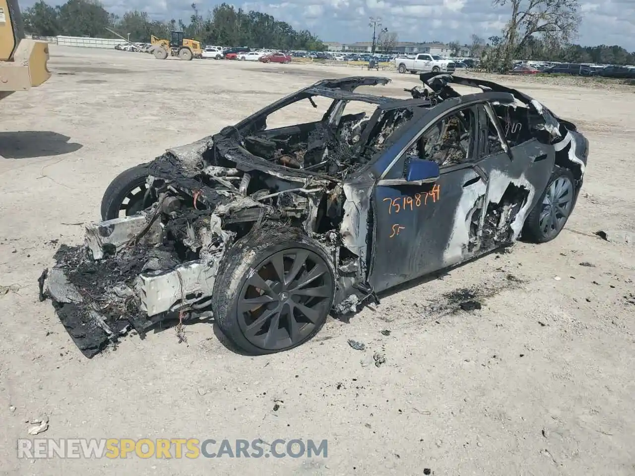 1 Photograph of a damaged car 5YJSA1E27KF306073 TESLA MODEL S 2019