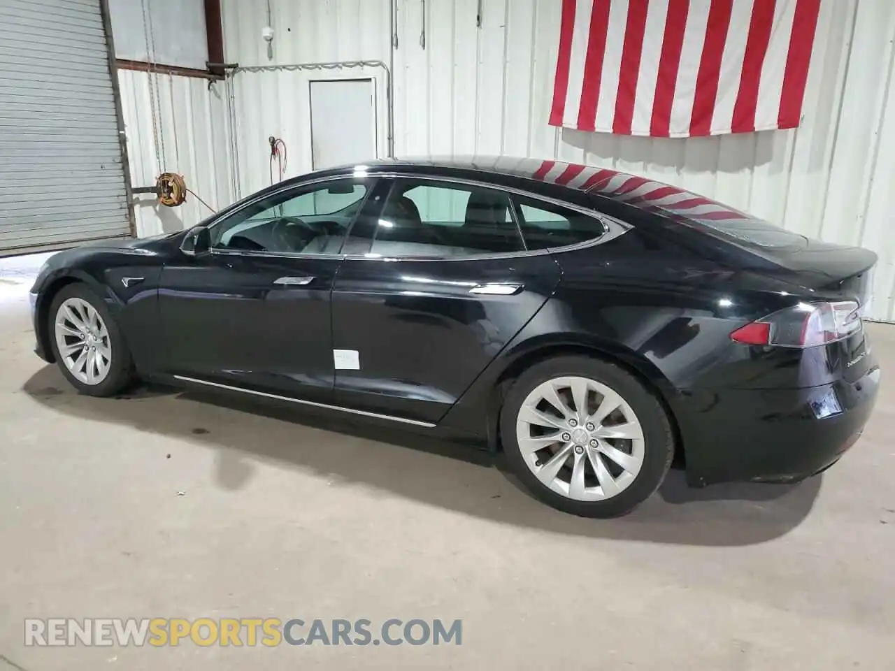 2 Photograph of a damaged car 5YJSA1E28KF304851 TESLA MODEL S 2019