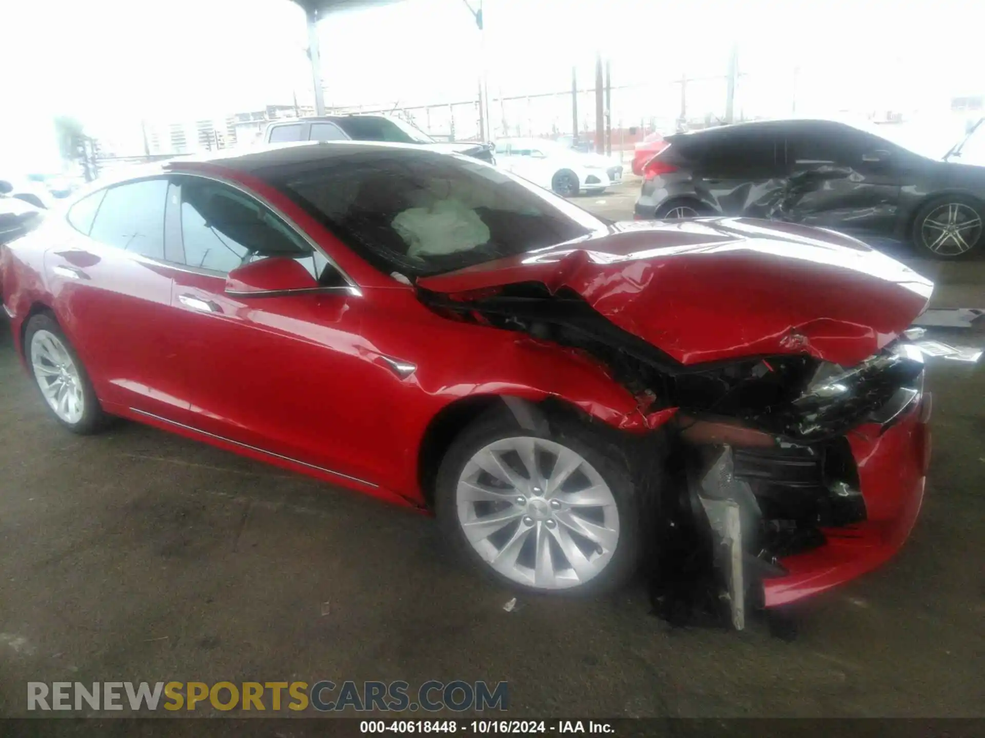 1 Photograph of a damaged car 5YJSA1E28KF335260 TESLA MODEL S 2019