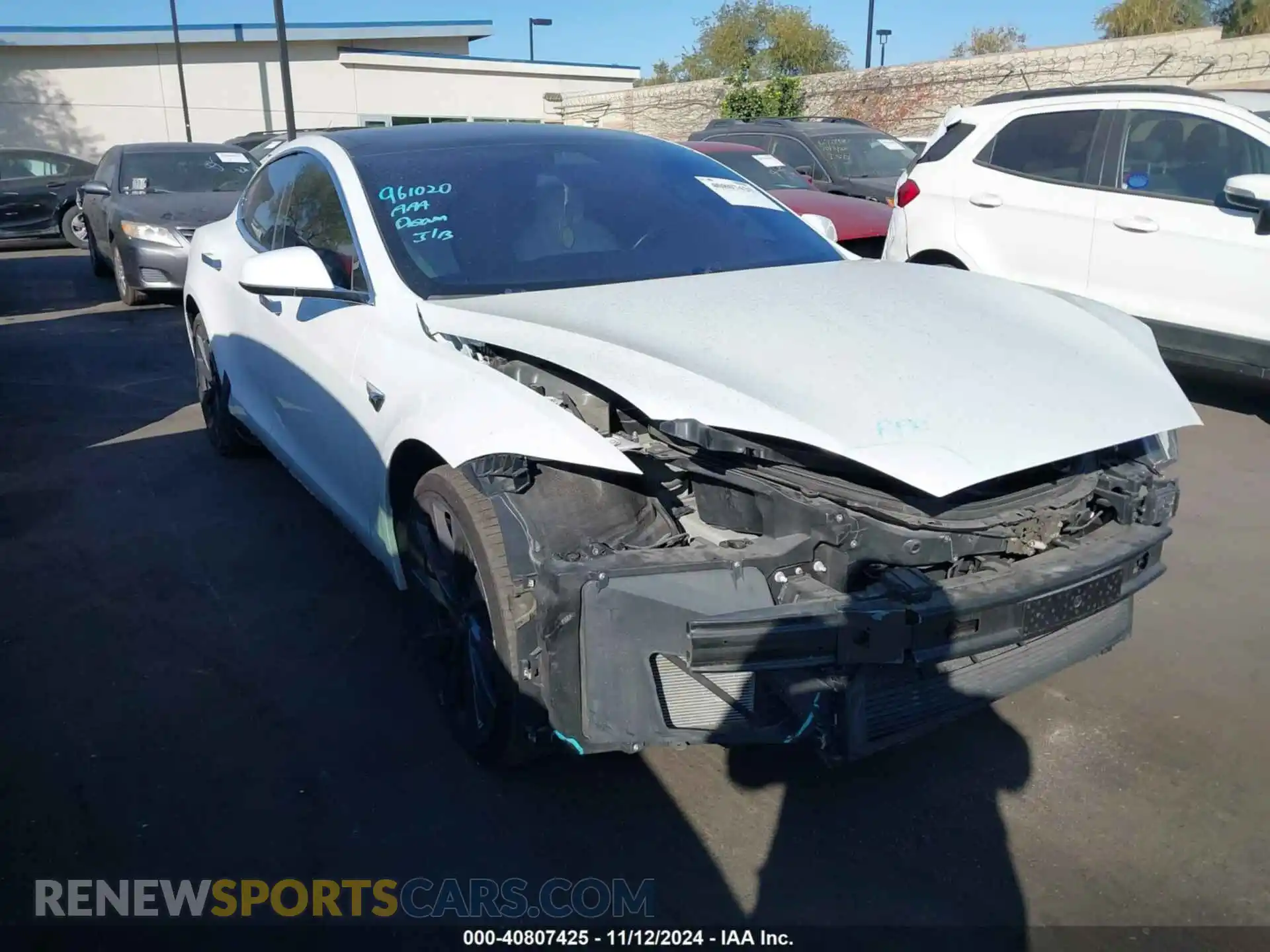 1 Photograph of a damaged car 5YJSA1E29KF309492 TESLA MODEL S 2019